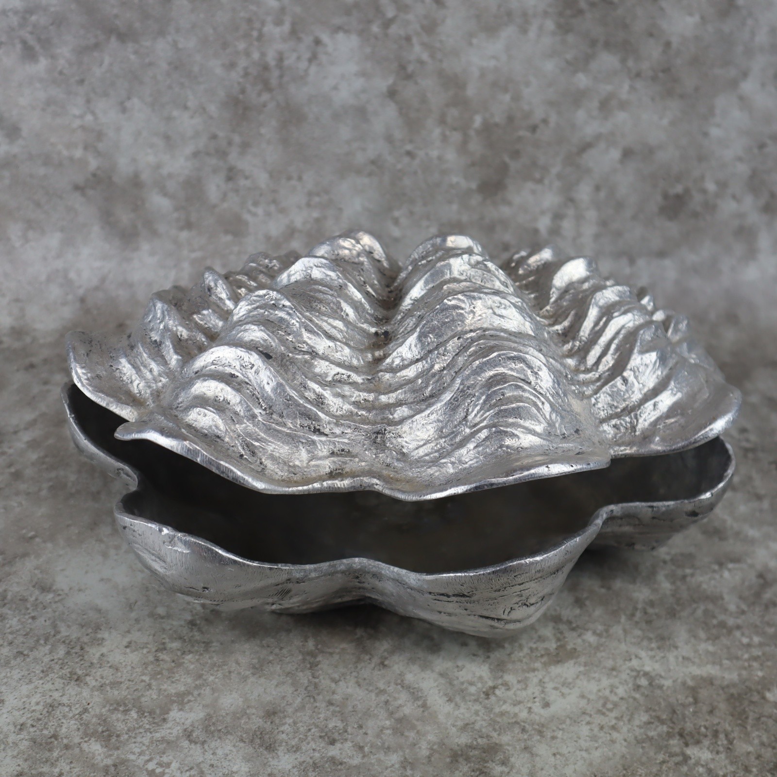 VTG Huge Cast Aluminum Scallop Clam Centerpiece Hinged Beach Decor Kitchen 14\
