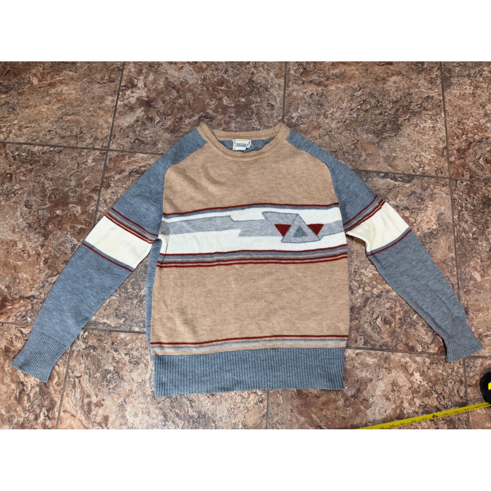 Vintage J Riggins Mens Geometric Intarsia Knit Sweater Tan Grey Crewneck Raglan Vintage J Riggins Mens Geometric Intarsia Knit Sweater Tan Grey Crewneck Raglan