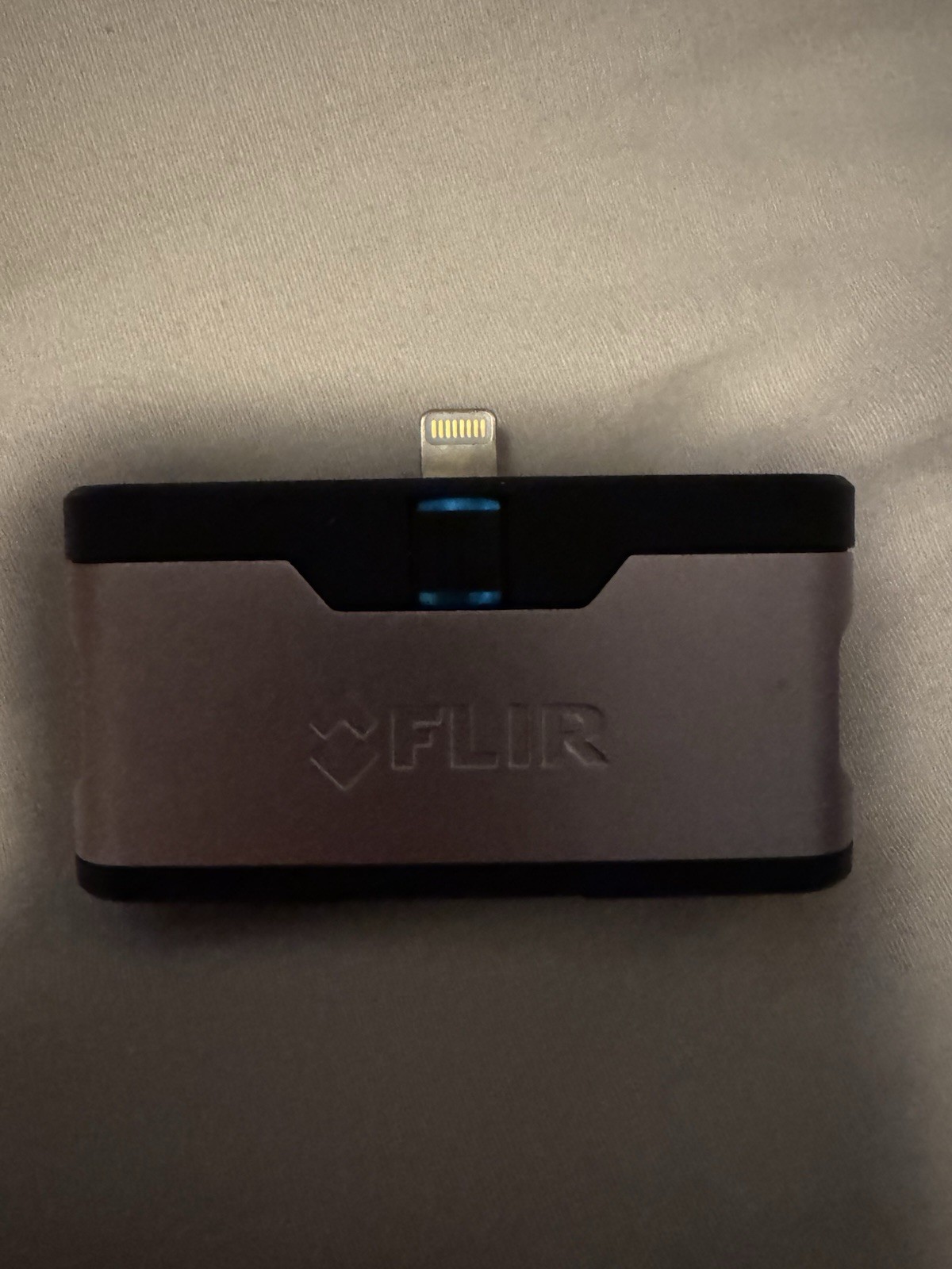 FLIR ONE iOS Lightning Thermal Camera 80x60 -20°C to 120°C MPN 435-0004-01 FLIR ONE iOS Lightning Thermal Camera 80x60 -20°C to 120°C MPN 435-0004-01