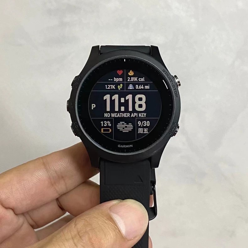 (95% NEW) Garmin Forerunner 945 Premium GPS Running Triathlon Smartwatch Black