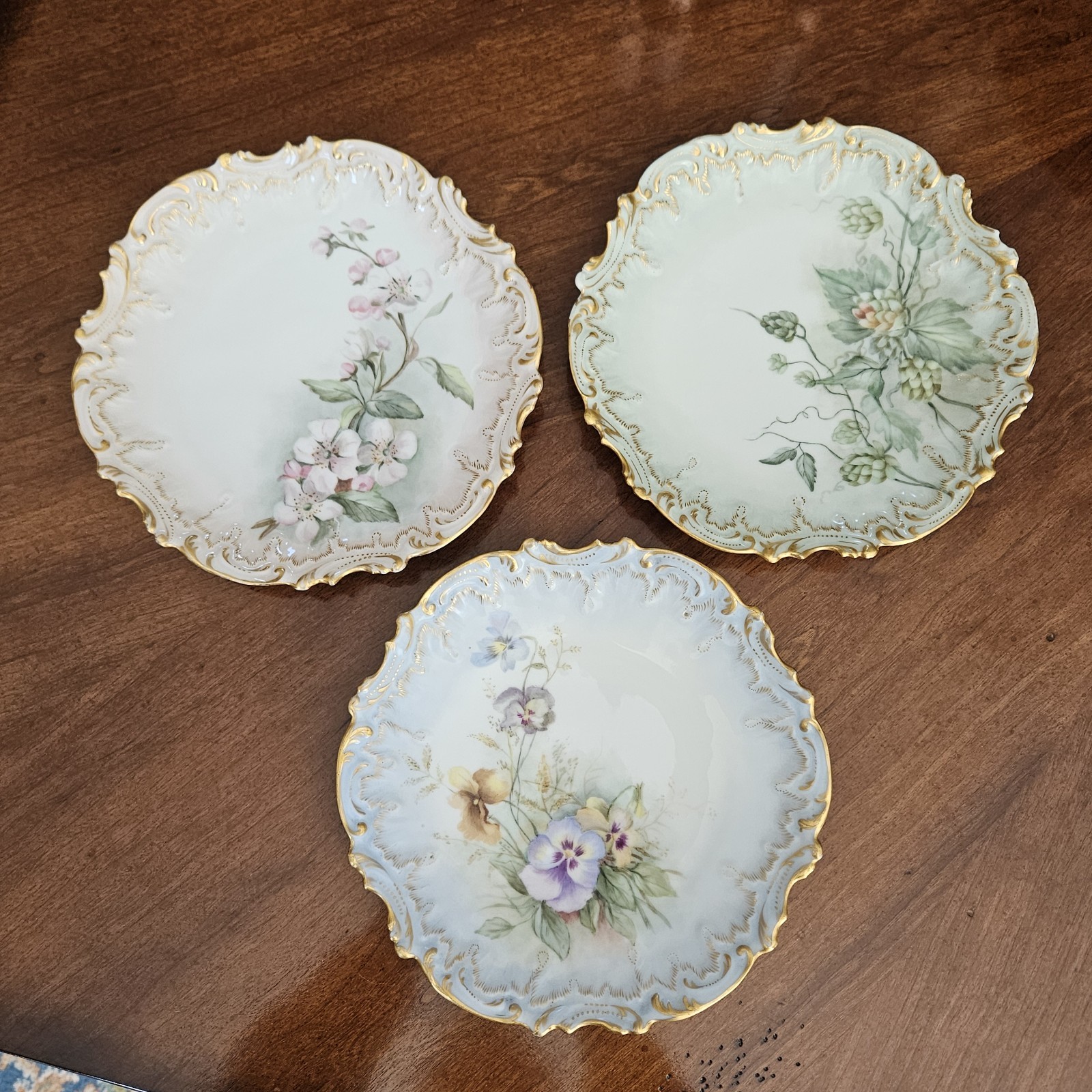 Set Of 3 Bawo & Dotter Elite Limoges Handpainted Dessert Plates Florals Anf Gold Set Of 3 Bawo & Dotter Elite Limoges Handpainted Dessert Plates Florals Anf Gold