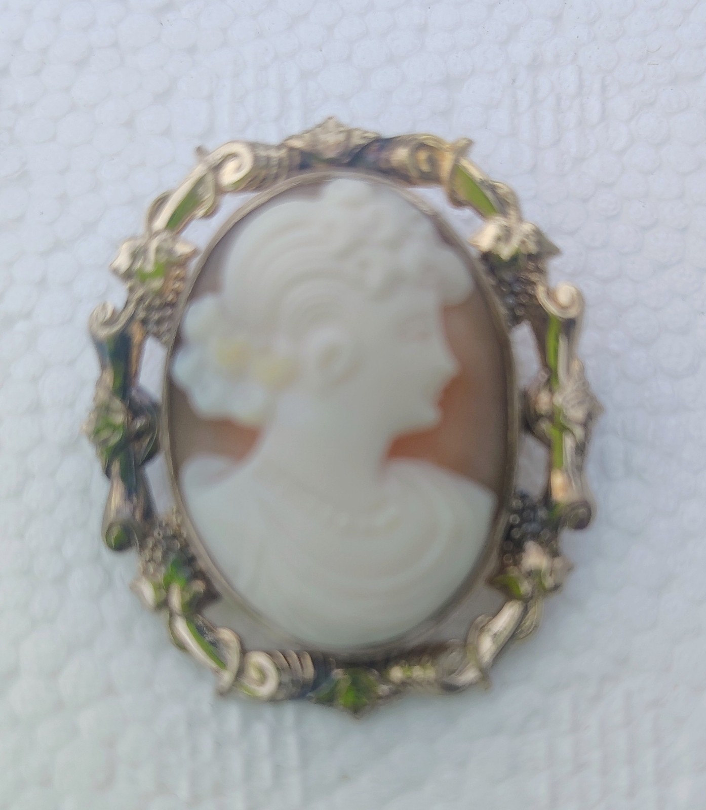 Vintage 1/20 10K Gold Filled Shell Cameo Pendant brooch Vintage 1/20 10K Gold Filled Shell Cameo Pendant brooch
