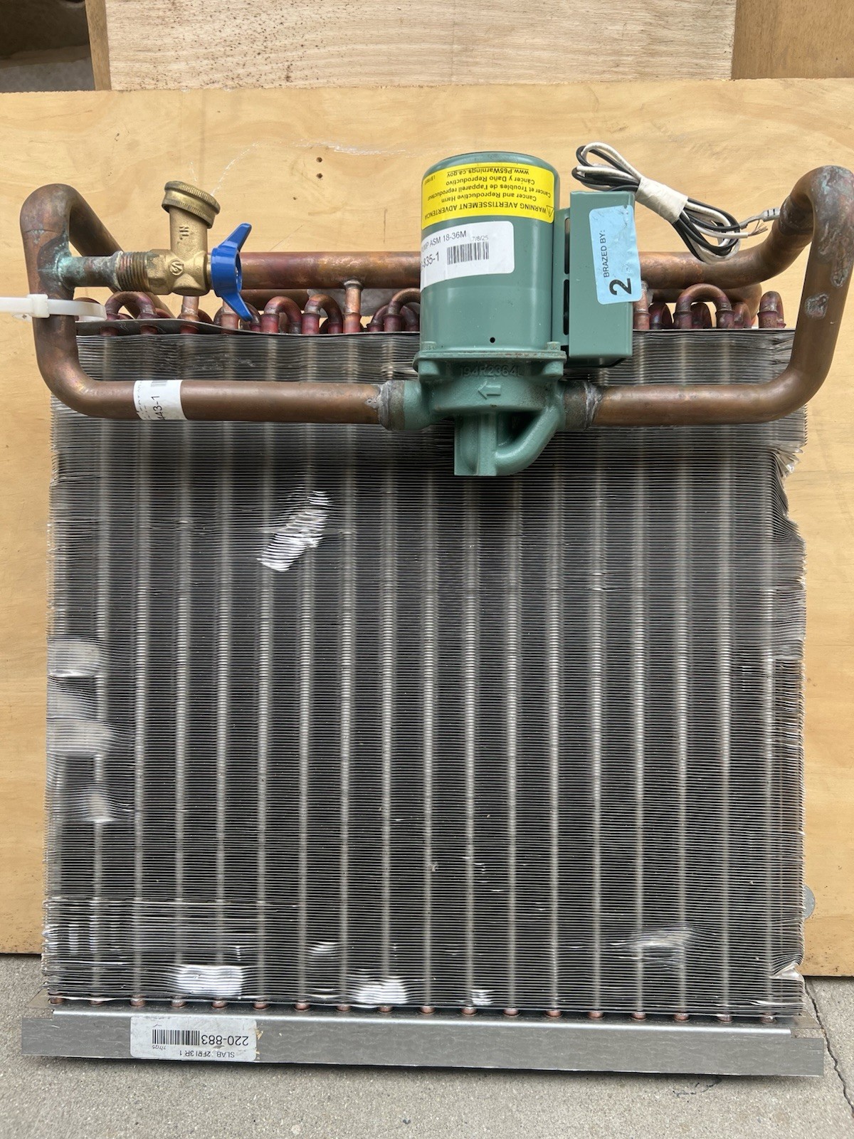 circulating pump designed for residential air handlers. Mounted On Radiator circulating pump designed for residential air handlers. Mounted On Radiator