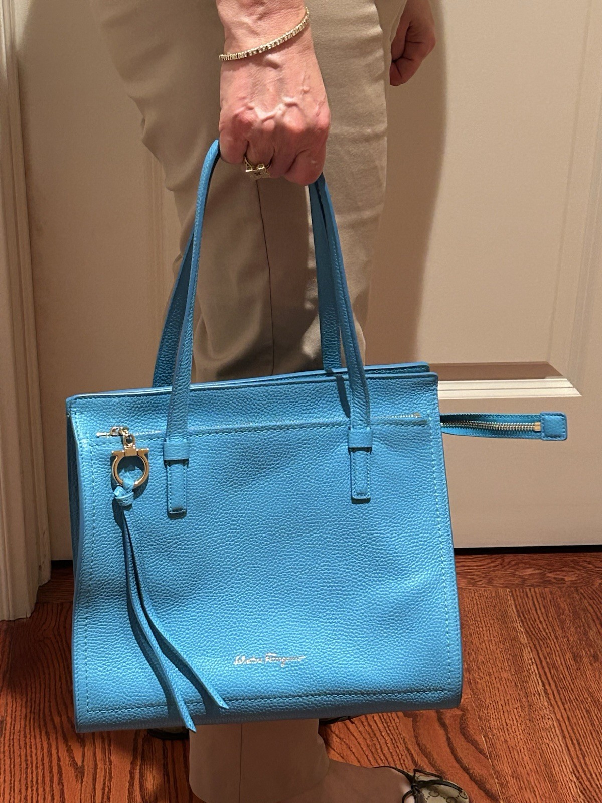 New Salvatore Ferragamo Amy Bag Satchel Tote Blue $437.50 New Salvatore Ferragamo Amy Bag Satchel Tote Blue $437.50
