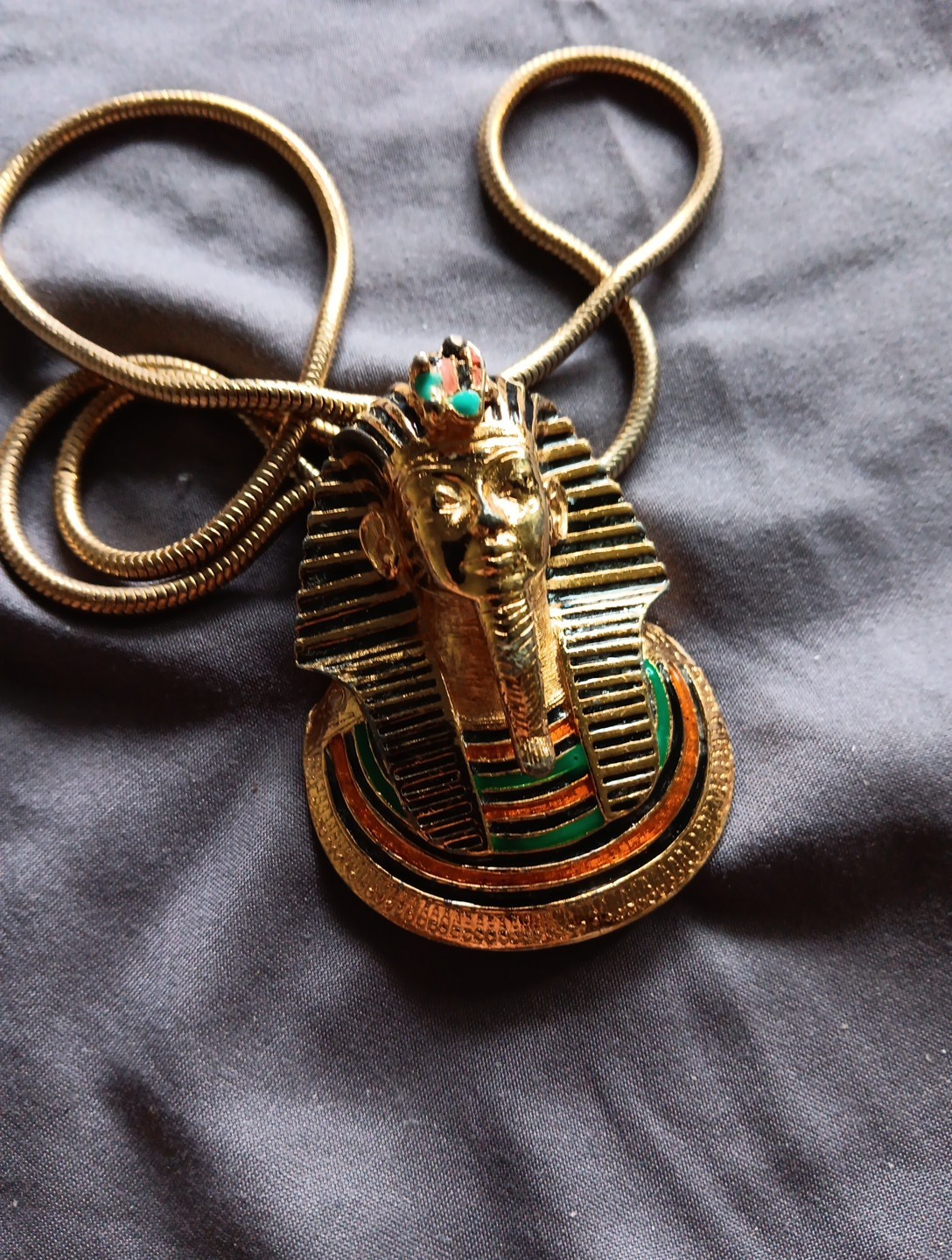 Vintage Rare Eisenberg 1970\'s Large Gold Tone King Tutankhamun Pendant Necklace Vintage Rare Eisenberg 1970\'s Large Gold Tone King Tutankhamun Pendant Necklace