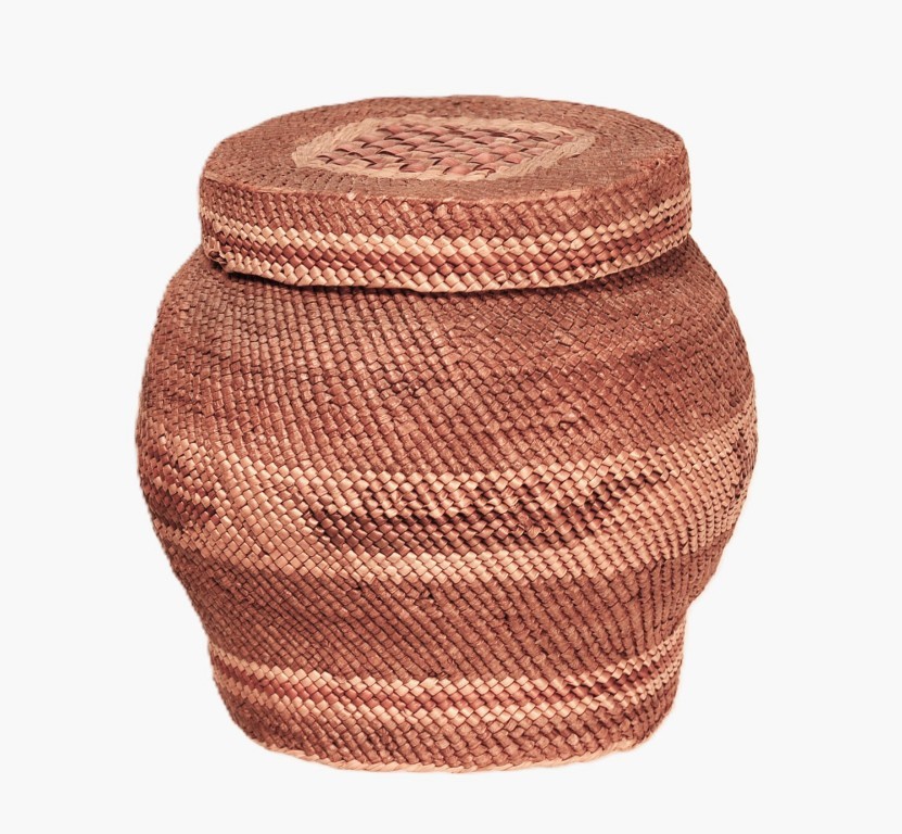 Makah Basket with Lid Mid/Late 20th Century    5.25\