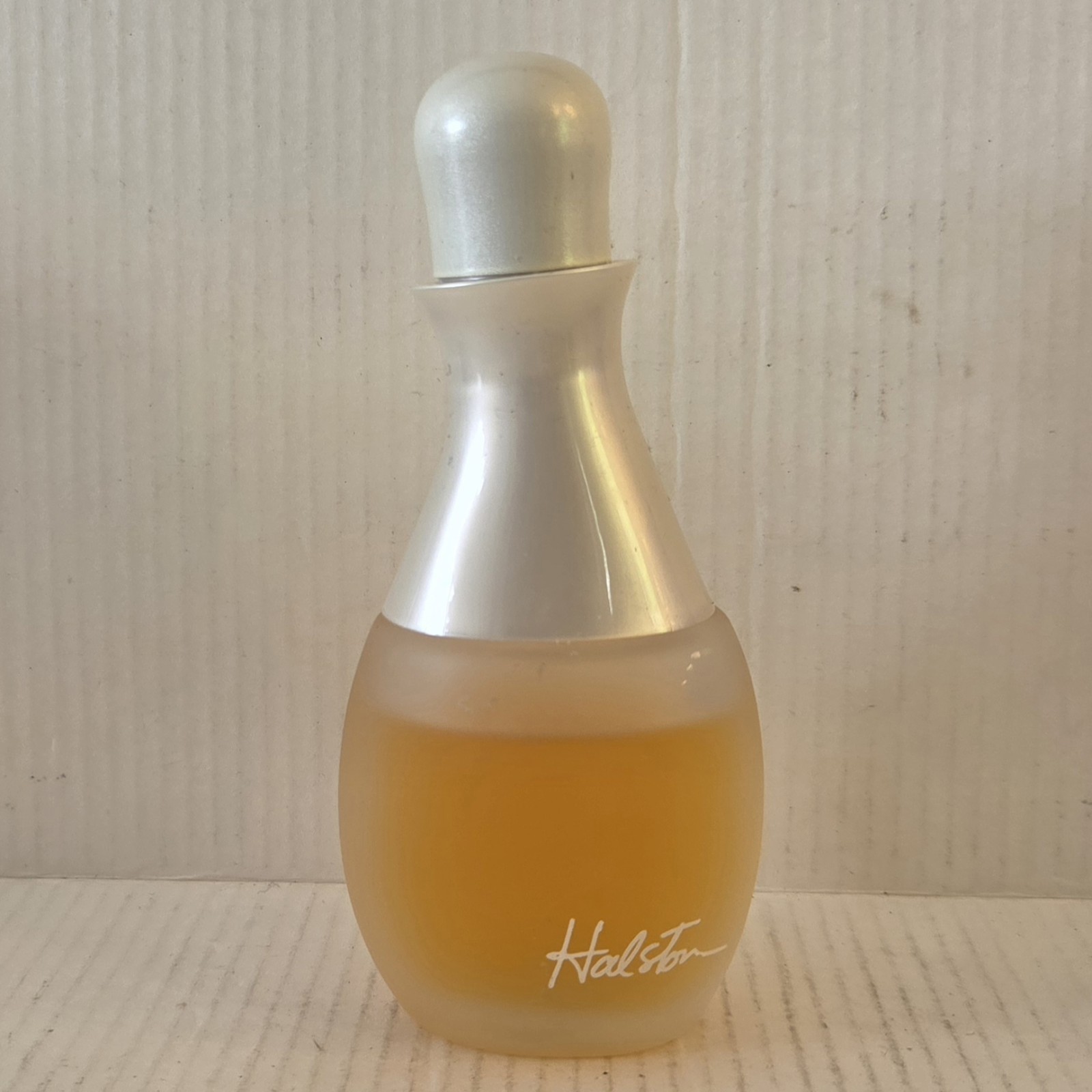 Sheer Halston by Halston 1.7floz Eau de Toilette Spray New without Box Pls Rd Sheer Halston by Halston 1.7floz Eau de Toilette Spray New without Box Pls Rd