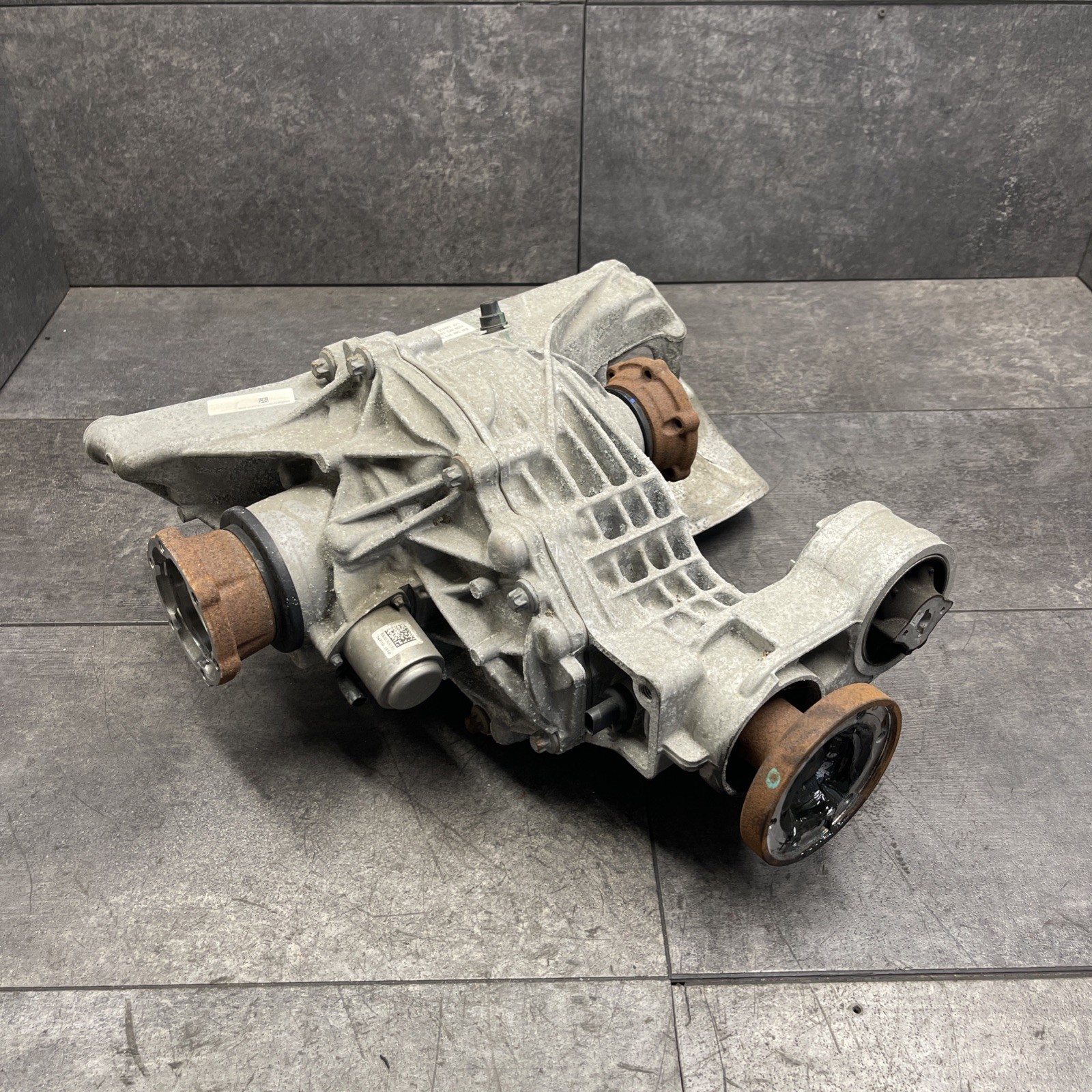 OEM 2019 - 2023 AUDI A6 3.0 AWD Rear Differential 52K MILES