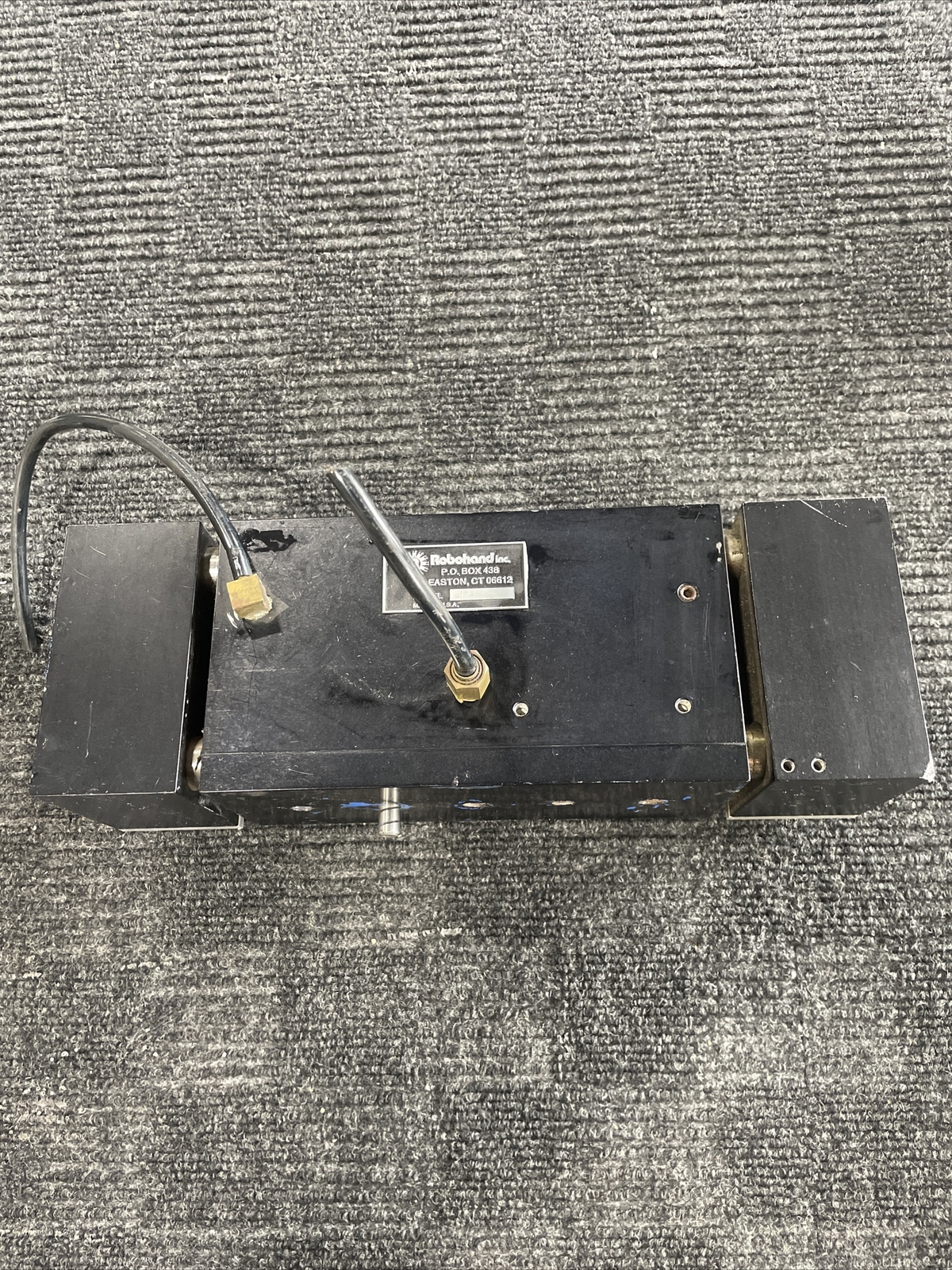 Robohand Inc. RPW-750 2 Jaw Wide Body Parallel Gripper USIP