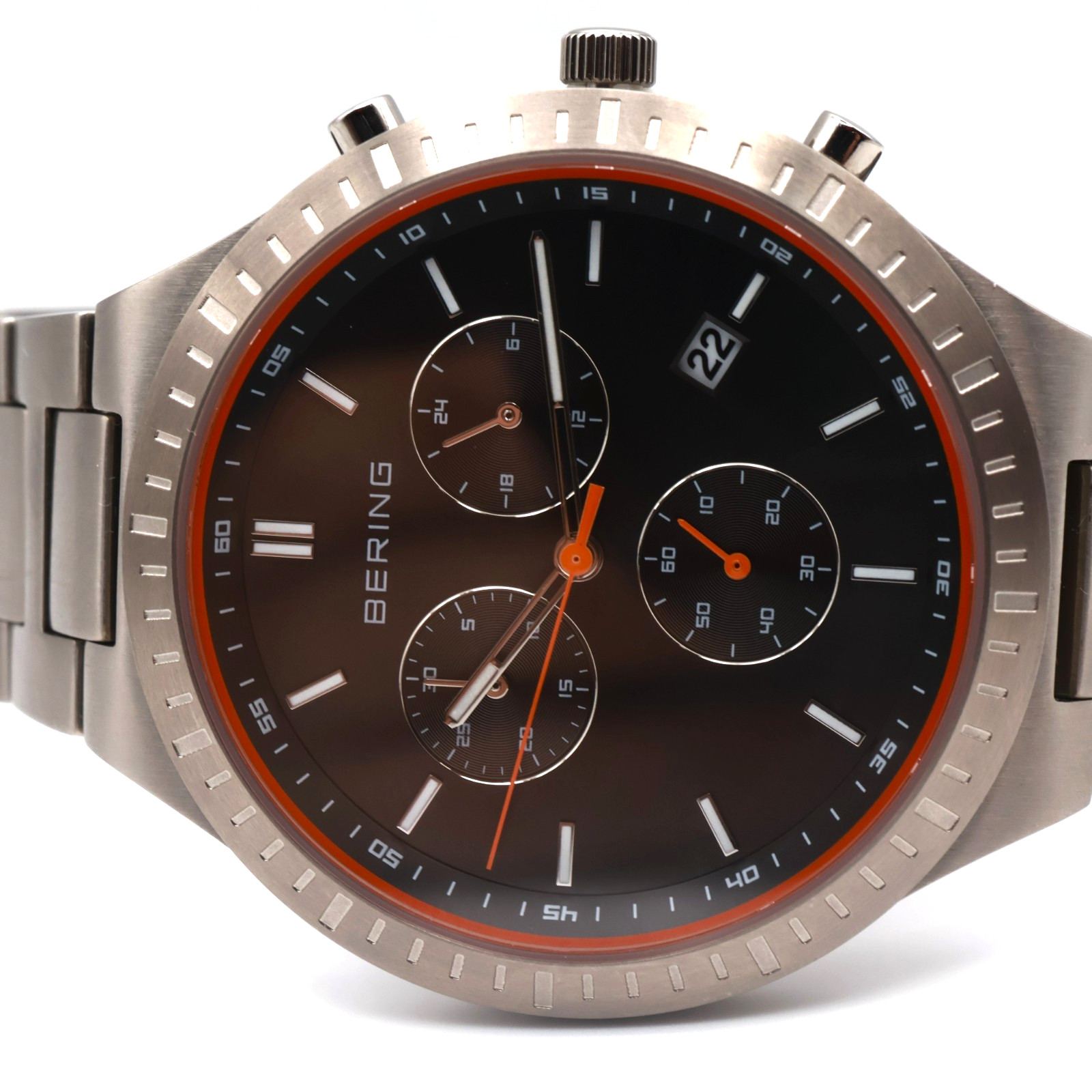 NEW Bering Titan Chrono 11743-709 43mm Titanium Black Chronograph Watch NEW Bering Titan Chrono 11743-709 43mm Titanium Black Chronograph Watch