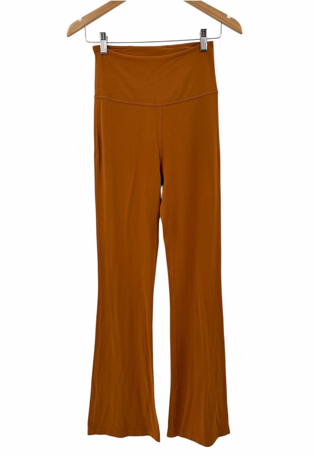 LULULEMON Women\'s Burnt Orange Groove Nulu Super-High Rise Flare Pants Size 6 LULULEMON Women\'s Burnt Orange Groove Nulu Super-High Rise Flare Pants Size 6
