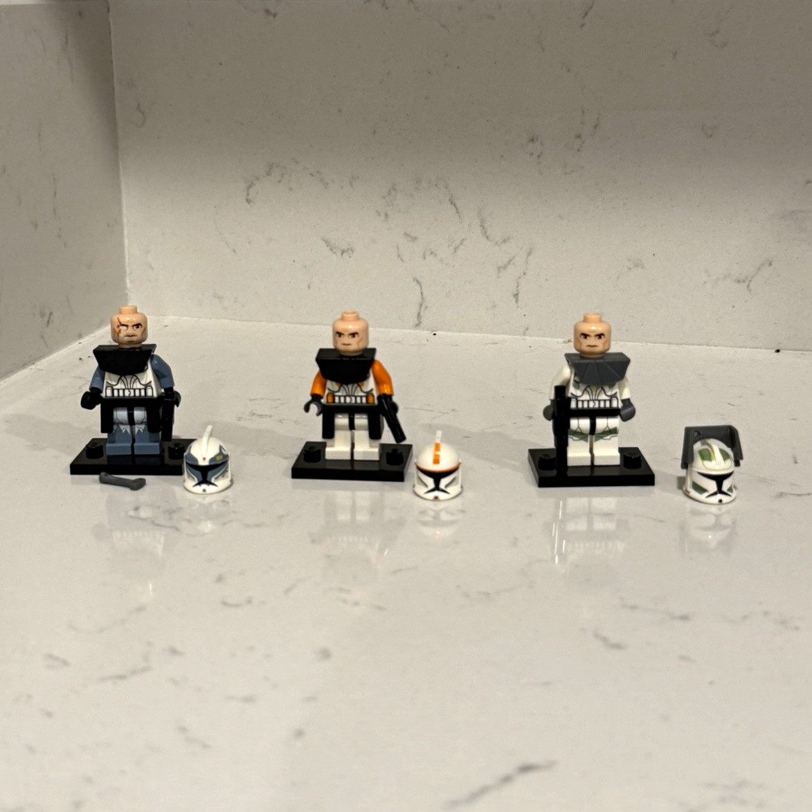 LEGO Star Wars Wolffe and others.