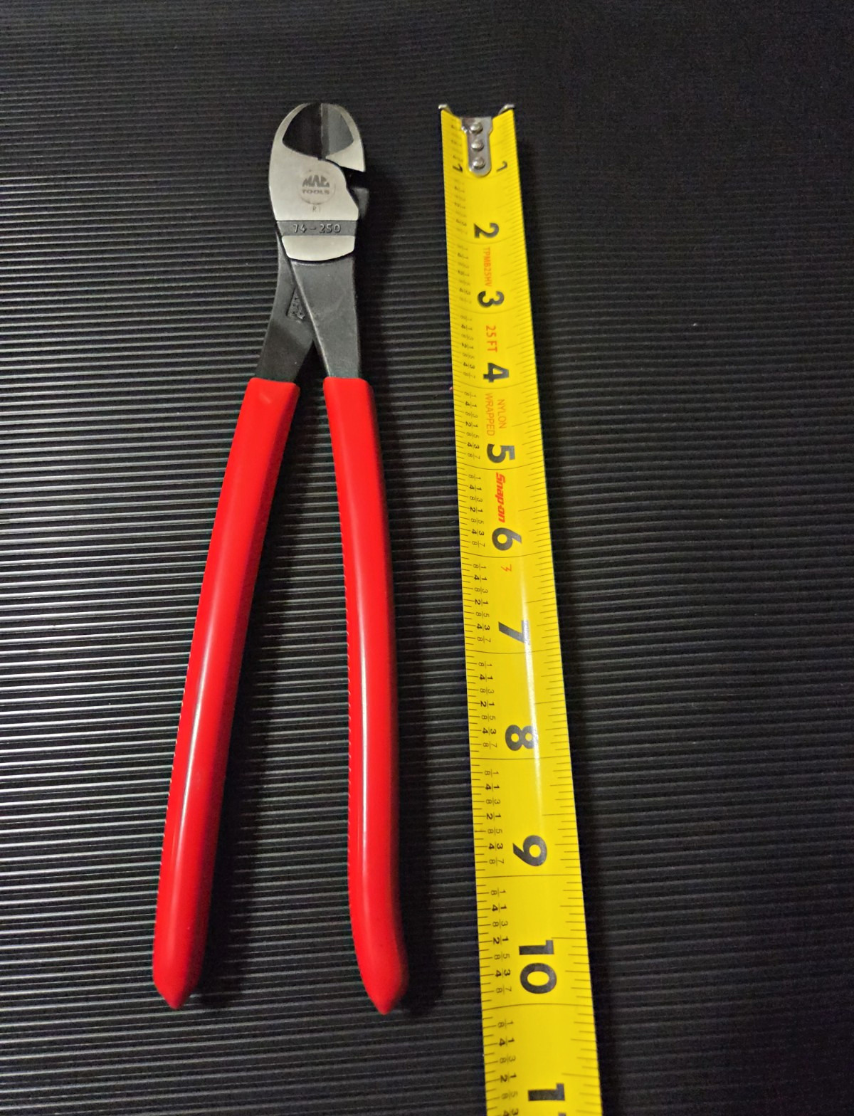 Mac Tools P210KN KNIPEX 74-250 High Leverage Diagonal Cutting Pliers 10 in Mac Tools P210KN KNIPEX 74-250 High Leverage Diagonal Cutting Pliers 10 in