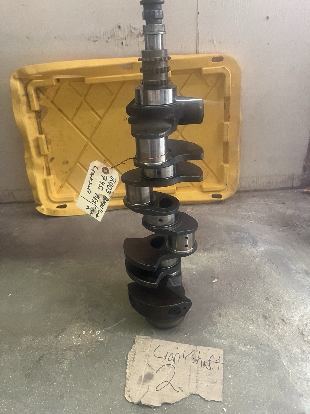 2002-2005 BMW 745i E65 N62 Engine Crankshaft OEM 7504388 2002-2005 BMW 745i E65 N62 Engine Crankshaft OEM 7504388