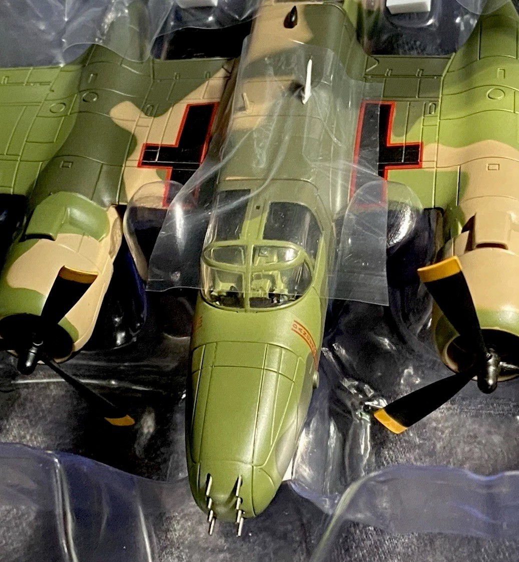 Hobby Master HA3226 B-26K Counter Invader USAF 59th SOW/609th SOS Thailand 1969