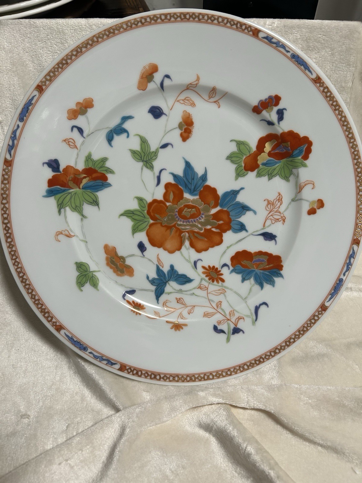 Ceralene A. Raynaud Vieux Chine Limoges France DinnerPlate 10 3/4” Ceralene A. Raynaud Vieux Chine Limoges France DinnerPlate 10 3/4”