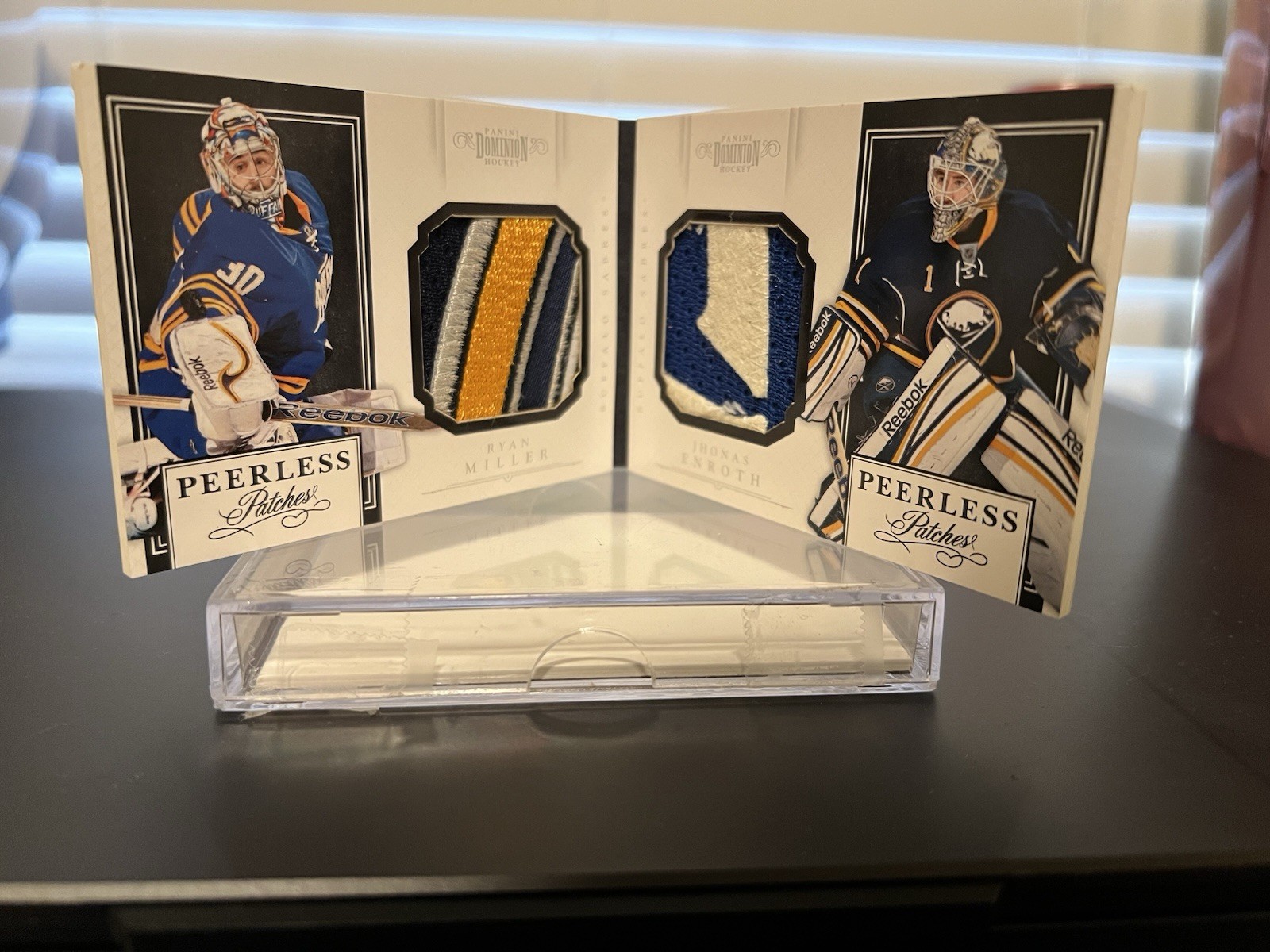 11-12 Panini Dominion Peerless Patches Booklet Ryan Miller Enroth 3/15 See Pics 11-12 Panini Dominion Peerless Patches Booklet Ryan Miller Enroth 3/15 See Pics