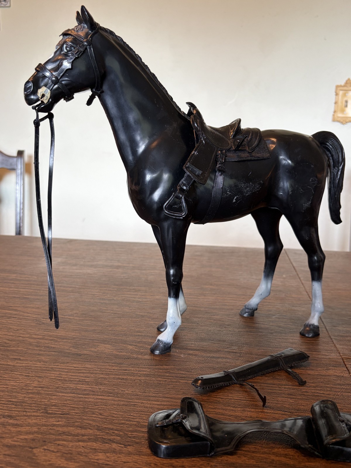 VINTAGE MARX JOHNNY WEST COWBOY WESTERN BLACK THUNDERBOLT HORSE WITH ACCESSORIES VINTAGE MARX JOHNNY WEST COWBOY WESTERN BLACK THUNDERBOLT HORSE WITH ACCESSORIES