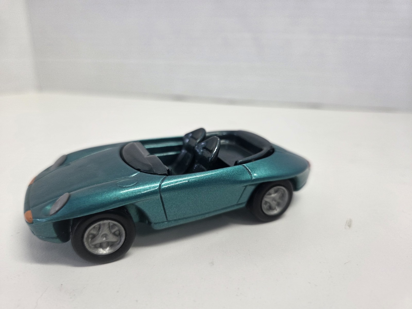 PORSCHE OFFICIAL PANAMERICANA 1:43 SCALE MODEL VIP GUEST GIFT 80th BIRTHDAY 1989 PORSCHE OFFICIAL PANAMERICANA 1:43 SCALE MODEL VIP GUEST GIFT 80th BIRTHDAY 1989