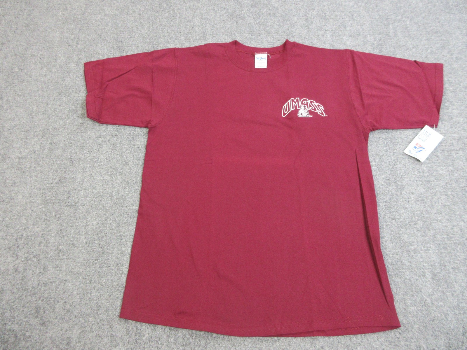 Vintage UMass Minutemen Shirt Mens Large Red NCAA Football Tee The Game 90s