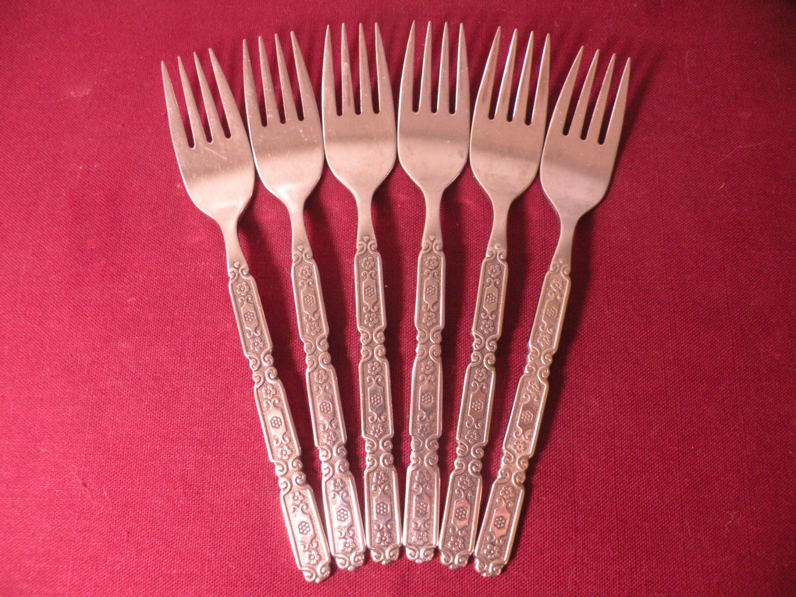 Set Of 6 Oneida RAPHAEL Salad Forks Cube Heirloom Stainless Flatware 6 3/4\ Set Of 6 Oneida RAPHAEL Salad Forks Cube Heirloom Stainless Flatware 6 3/4\