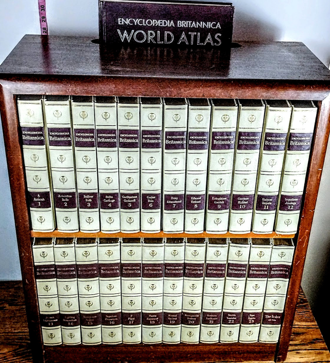 Vintage 1965 Encyclopedia Britannica Complete 24 Volume Set + World Atlas White