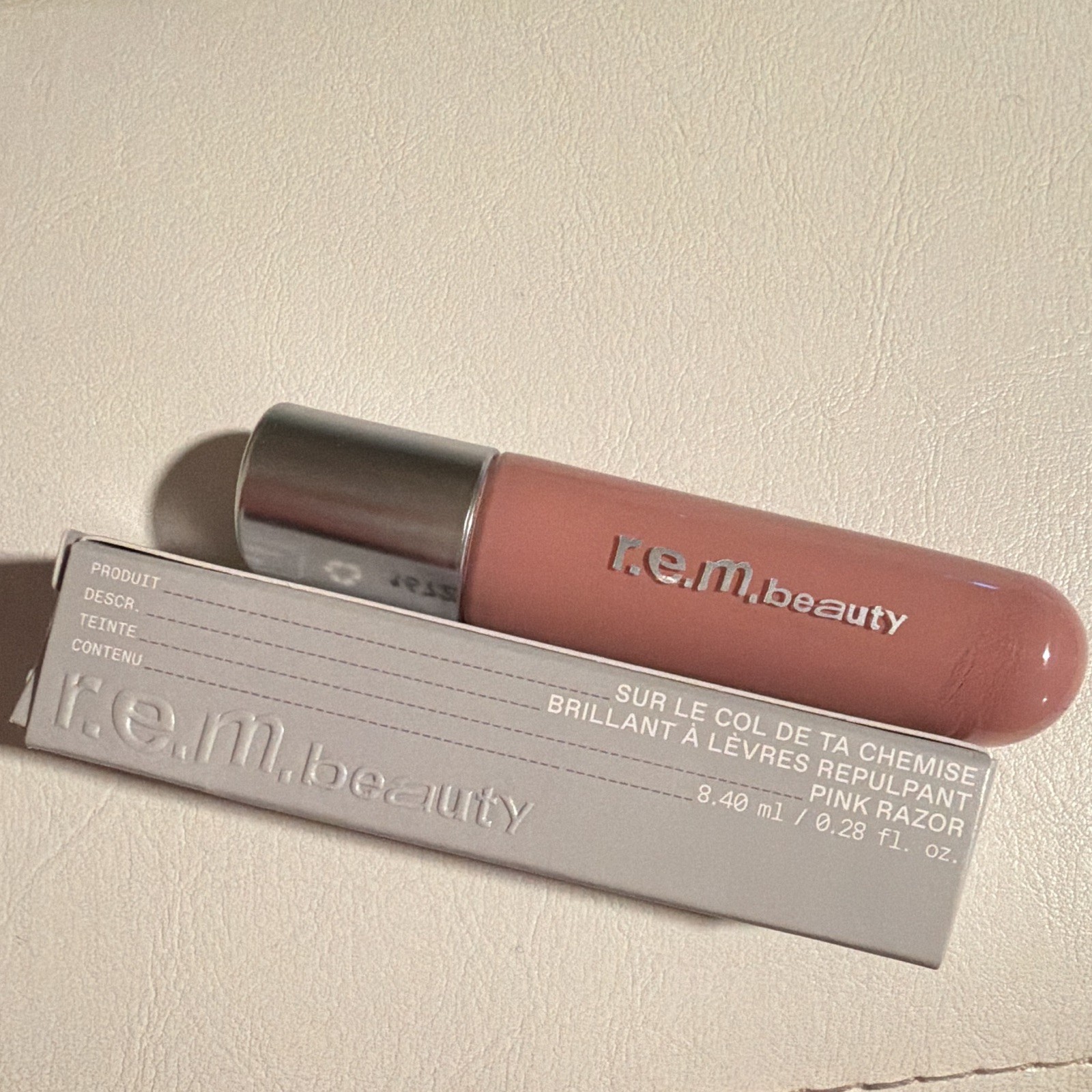 E.M. Beauty On Your Collar Plumping Lipgloss Pink Razor (0.28 oz) E.M. Beauty On Your Collar Plumping Lipgloss Pink Razor (0.28 oz)