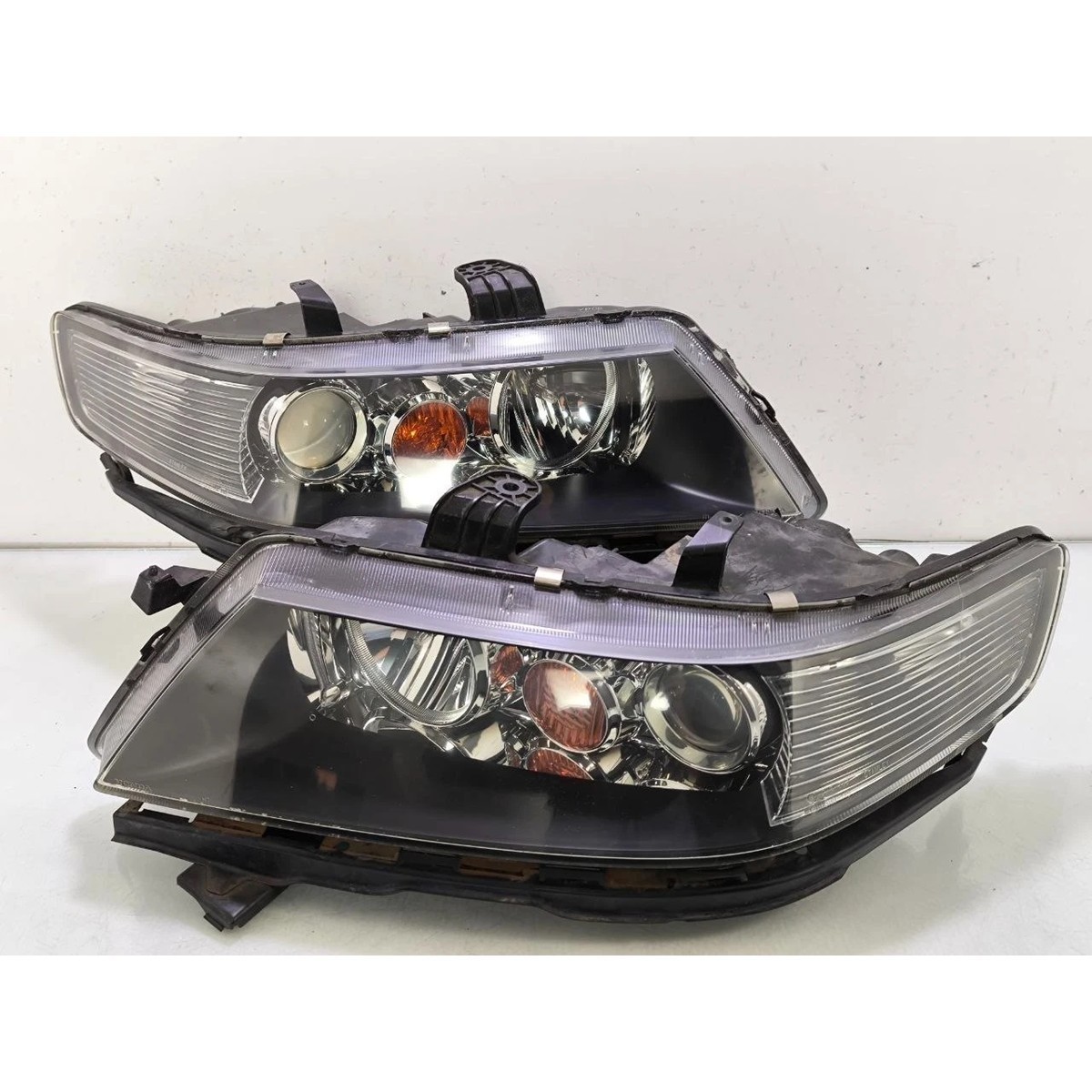2x JDM Honda Acura Accord 2003-05 TSX CL7 CL9 EURO R CM2 VTec Headlight Lamps 2x JDM Honda Acura Accord 2003-05 TSX CL7 CL9 EURO R CM2 VTec Headlight Lamps