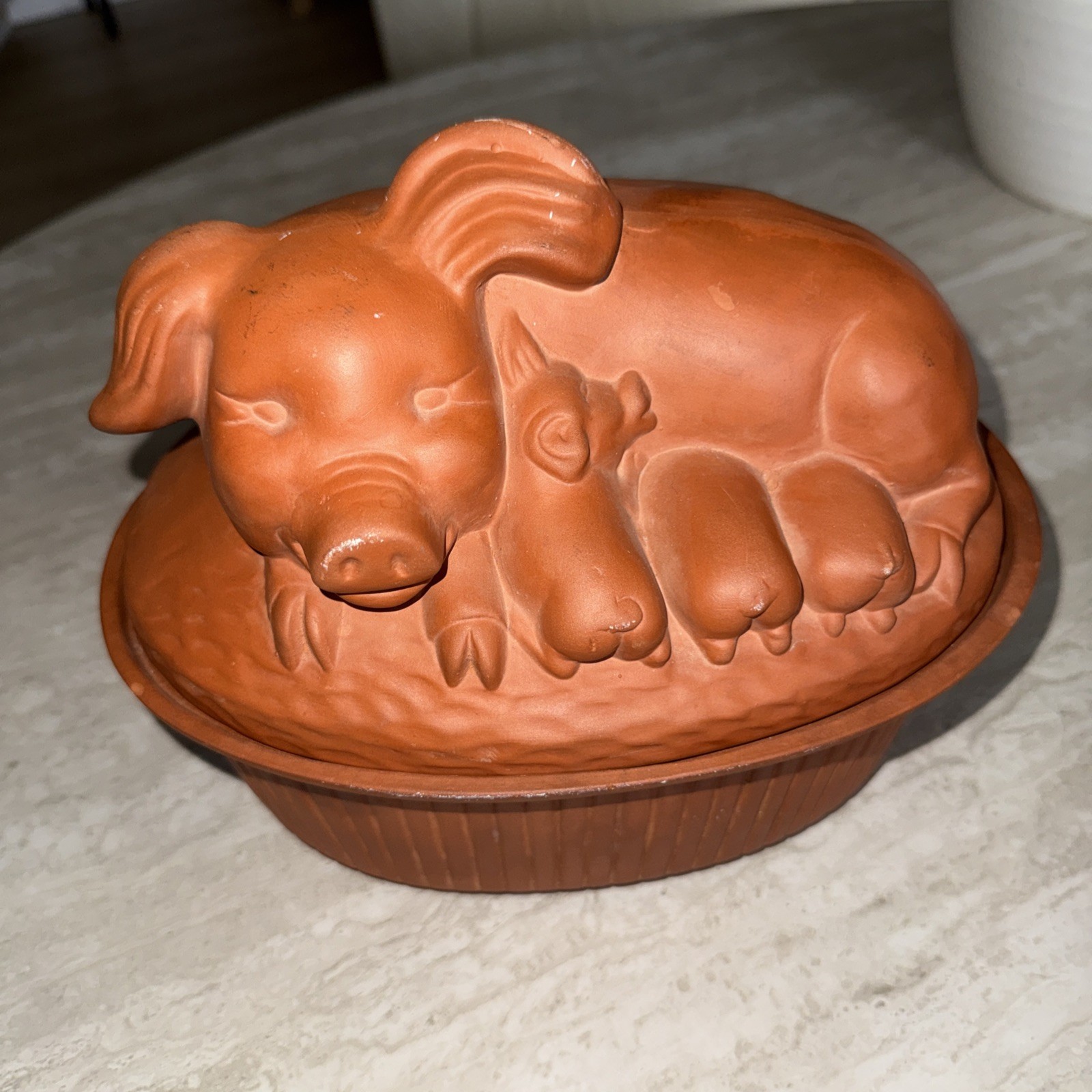 Vintage 1981 Gourmet Topf #233 Pig Clay Roaster Unused Terracotta Made in USA Vintage 1981 Gourmet Topf #233 Pig Clay Roaster Unused Terracotta Made in USA