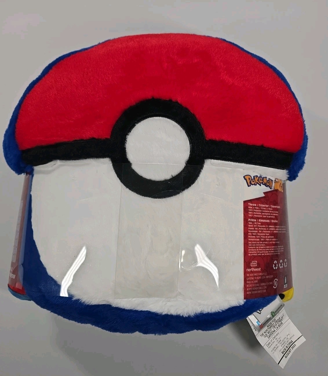 Pokemon Faux Fur Reversible Cloud Throw Blanket Pillow Plush Pikachu 60”x 70” Pokemon Faux Fur Reversible Cloud Throw Blanket Pillow Plush Pikachu 60”x 70”