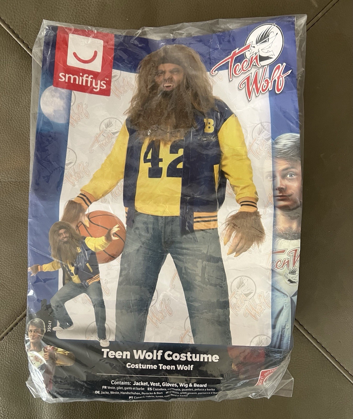 Smiffys Official Teen Wolf Costume Accessories Wig Beard Claw Gloves No Jacket Smiffys Official Teen Wolf Costume Accessories Wig Beard Claw Gloves No Jacket