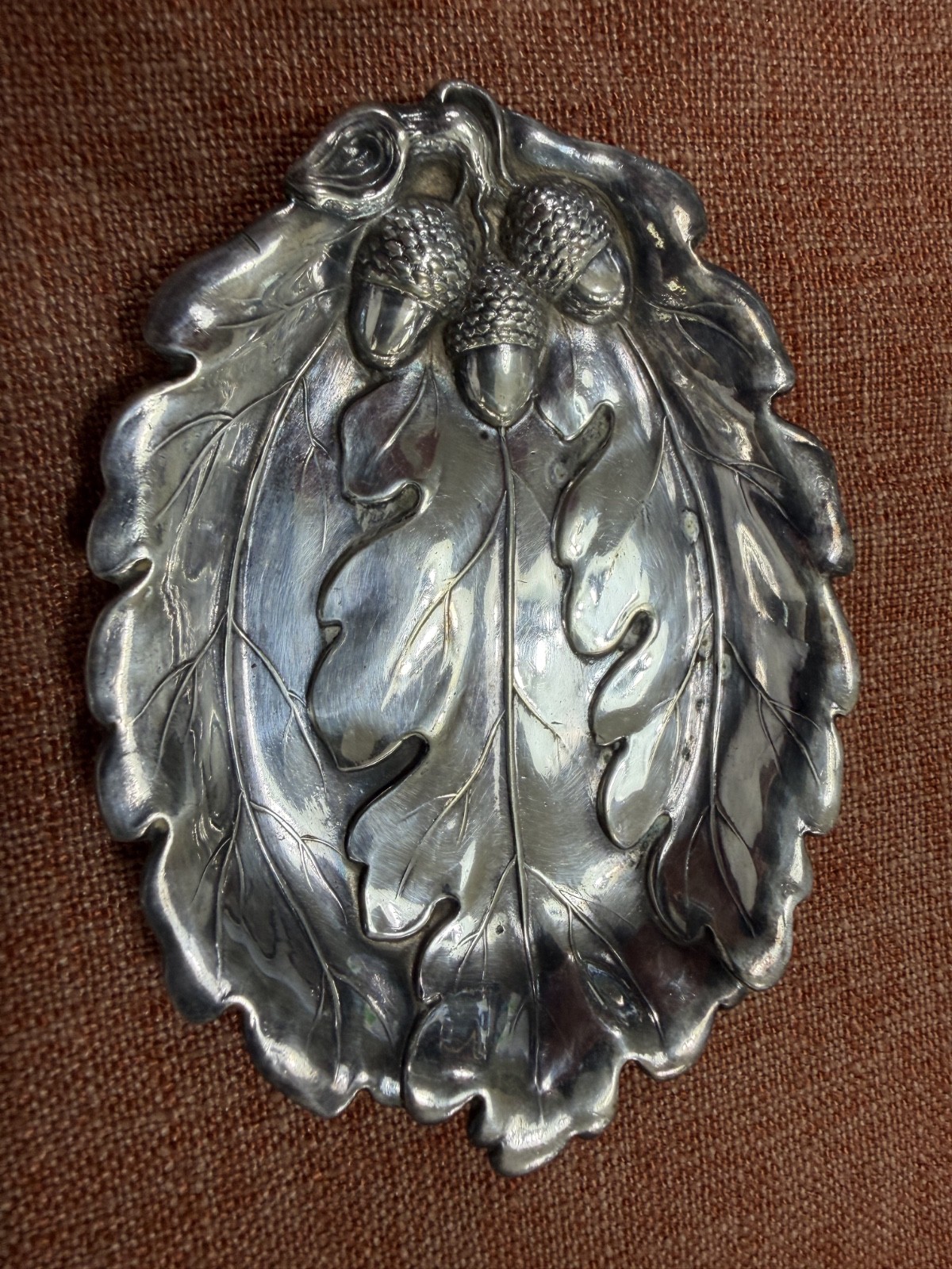 Ellis-Barker of Birmingham England 6 silverplate small oakleaf ashtrays Ellis-Barker of Birmingham England 6 silverplate small oakleaf ashtrays