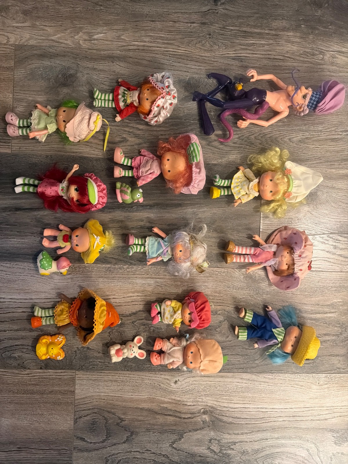 Vintage Strawberry Shortcake Doll Lot 1980s Kenner Flat Hands Apricot Purple Pie Vintage Strawberry Shortcake Doll Lot 1980s Kenner Flat Hands Apricot Purple Pie