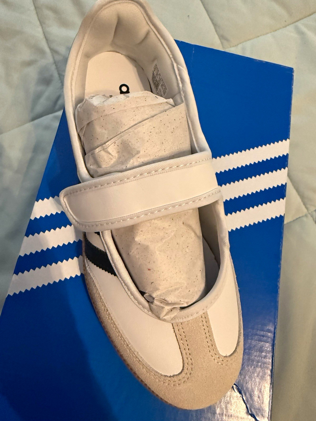 adidas Originals Samba Jane J Unisex Kids White/Black Hook & Loop US 7 EU 40 adidas Originals Samba Jane J Unisex Kids White/Black Hook & Loop US 7 EU 40