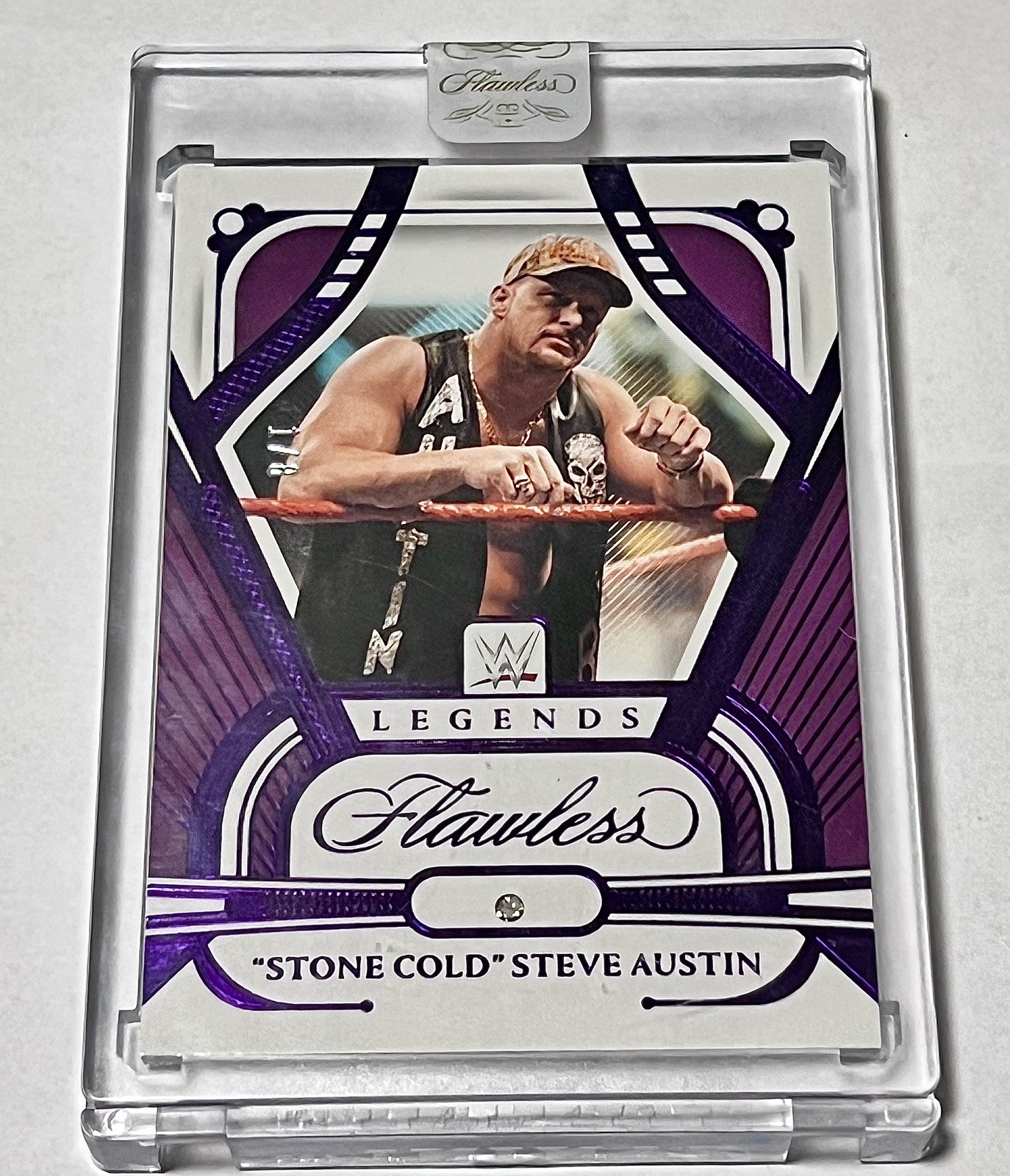 2024 Panini WWE Flawless - Legends - Stone Cold Steve Austin - Amethyst 1/8 2024 Panini WWE Flawless - Legends - Stone Cold Steve Austin - Amethyst 1/8