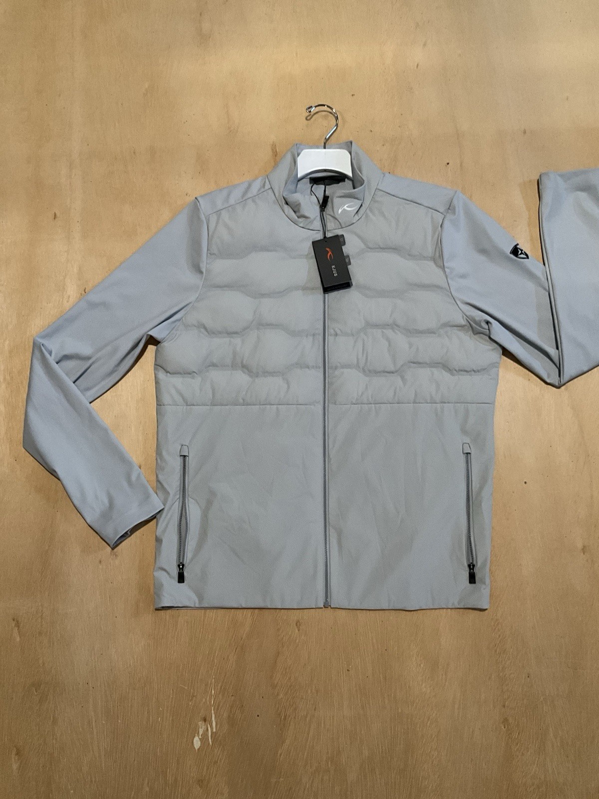 Kjus Regulator Golf Jacket Men’s Alloy Size L/52 Nwt Kjus Regulator Golf Jacket Men’s Alloy Size L/52 Nwt