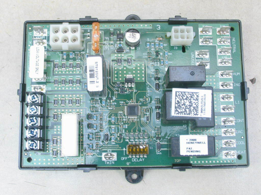 Honeywell ST9120U1011 Electronic Universal Fan Timer Control Circuit Board