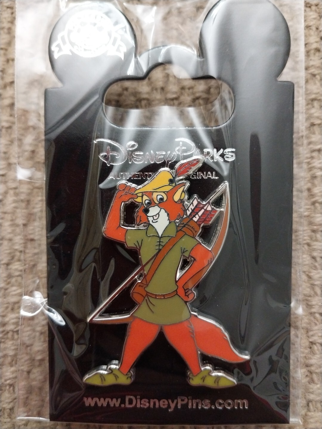 Disney Robin Hood Tipping Hat Wearing Bow And Arrows 2016 Disney Robin Hood Tipping Hat Wearing Bow And Arrows 2016
