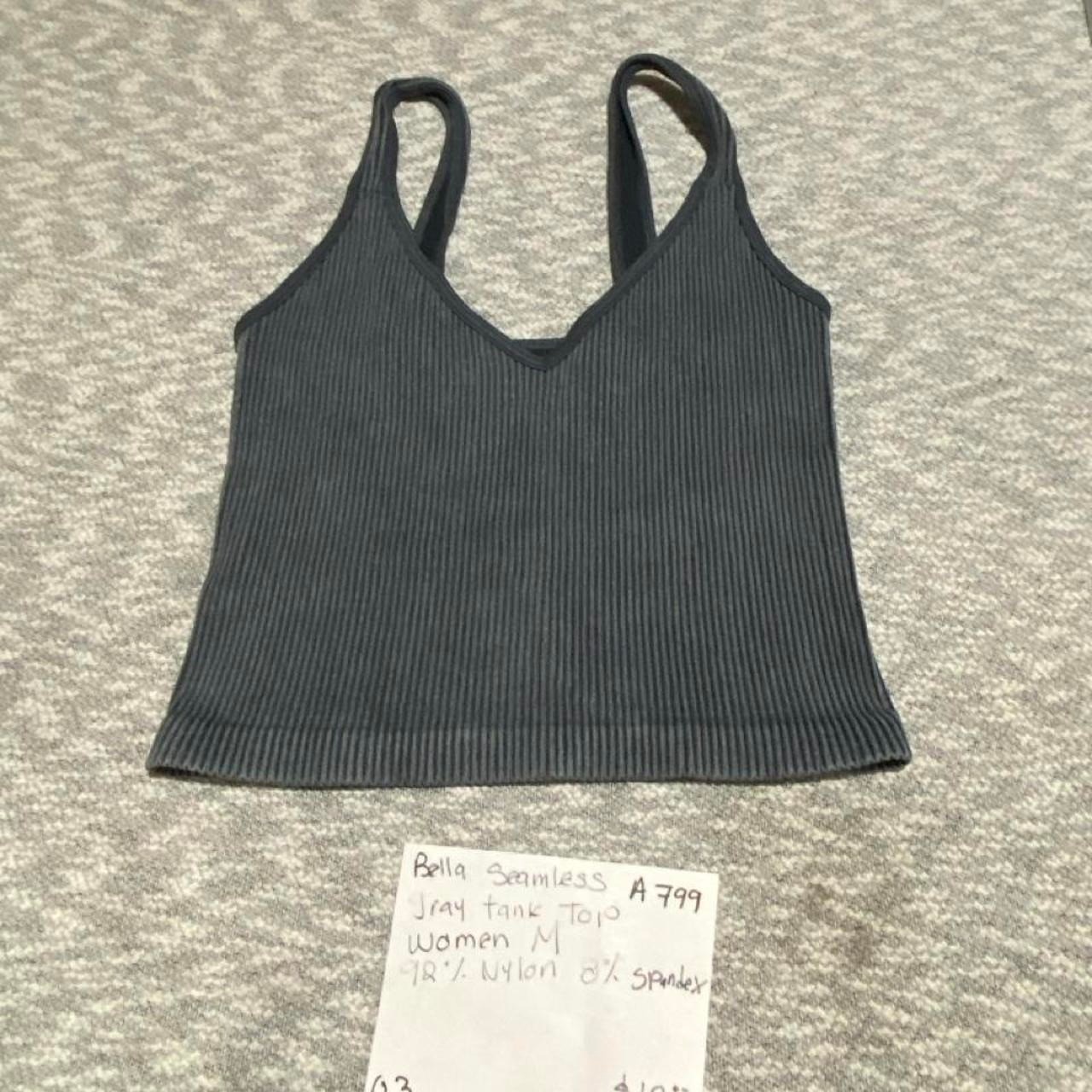 Bella Seamless Gray Ribbed Tank Top Size: Medium Nylon & spandex blend. SKU-A799 Bella Seamless Gray Ribbed Tank Top Size: Medium Nylon & spandex blend. SKU-A799
