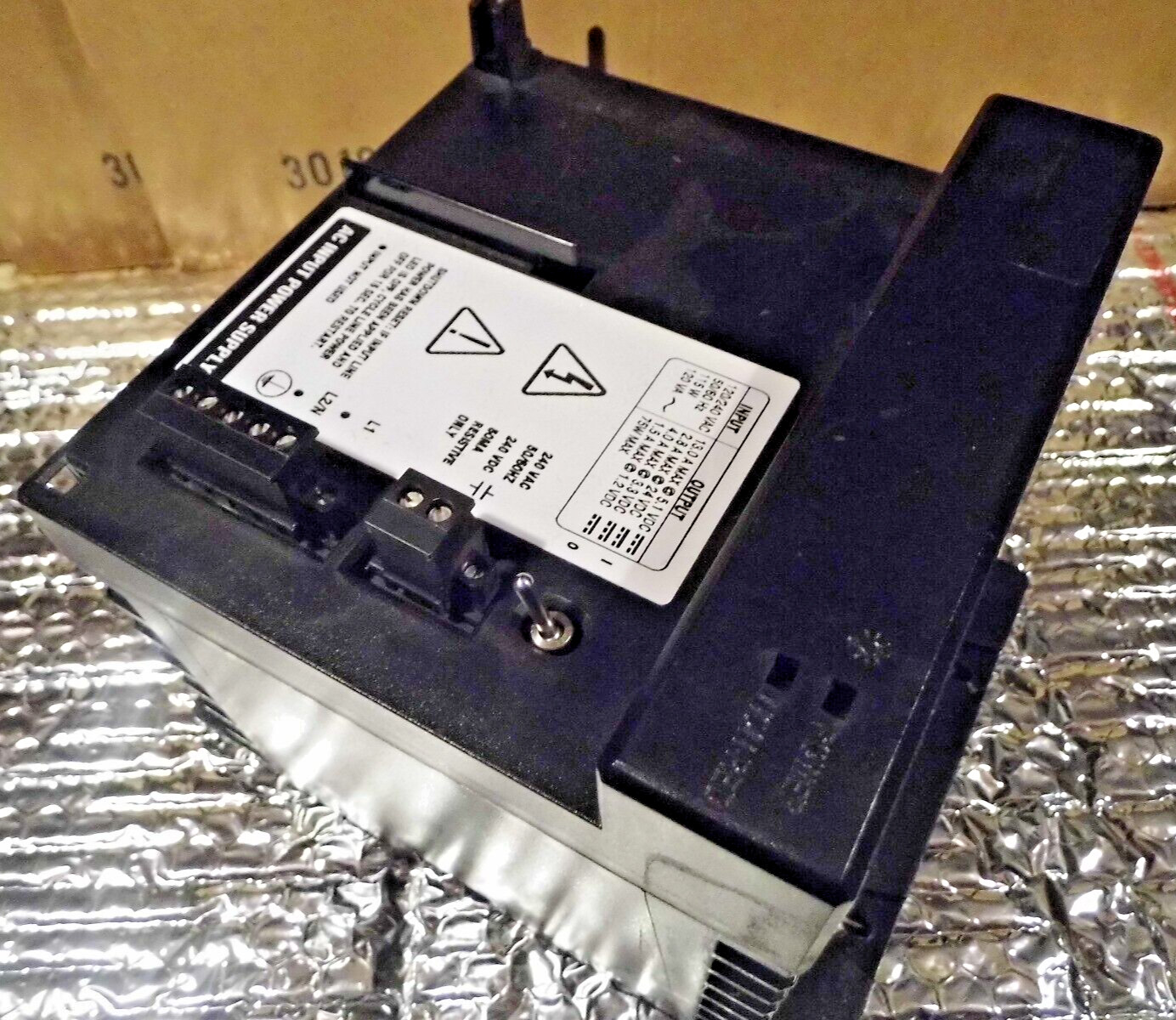 Allen Bradley 1756-PA75R A Redundant Power Supply W CABLE 1756-CPR-2 Allen Bradley 1756-PA75R A Redundant Power Supply W CABLE 1756-CPR-2
