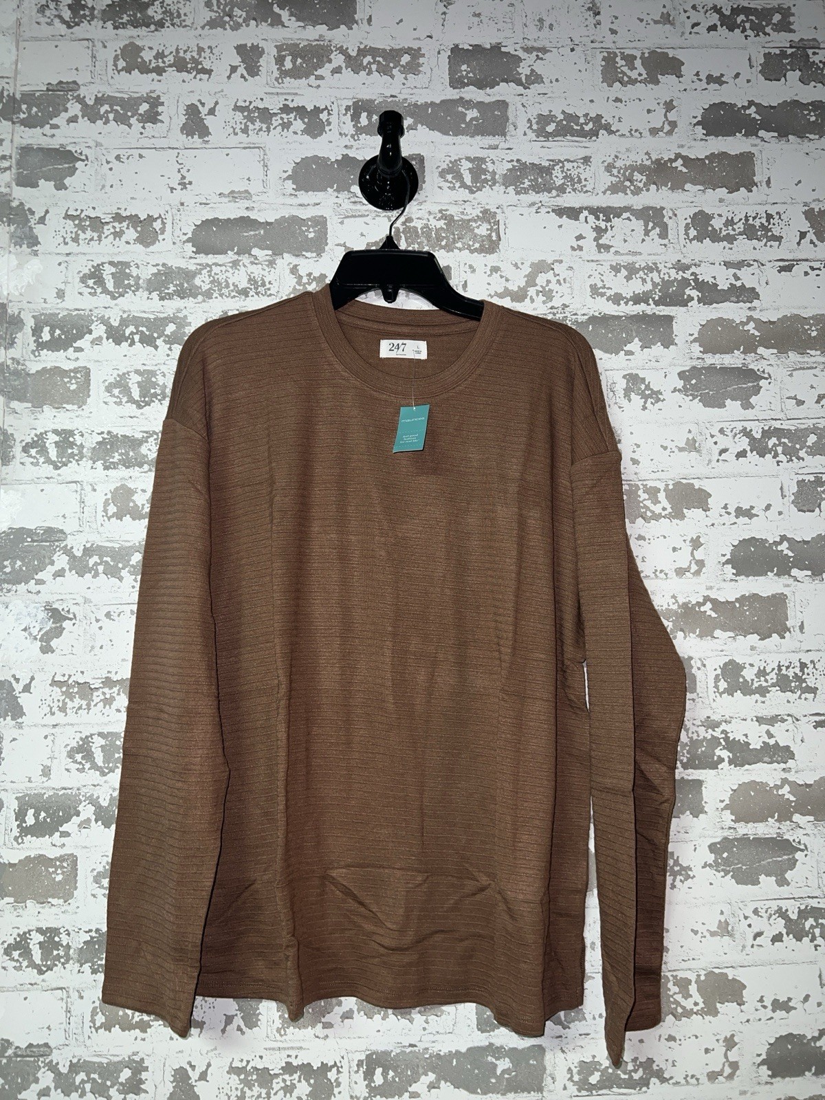 NWT Maurices 24/7 Long Sleeve Ribbed Business Professional Top - Brown - Large