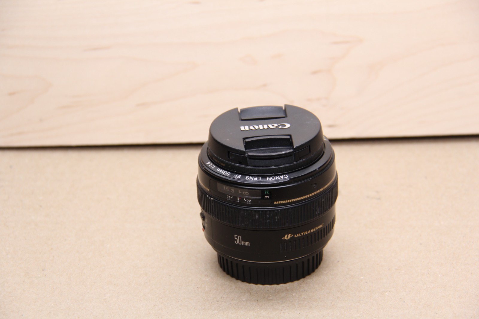 Canon EF 50mm f1.4 50mm f/1-1.4 IS STM Auto & Manual Lens - Free Fast Shipping