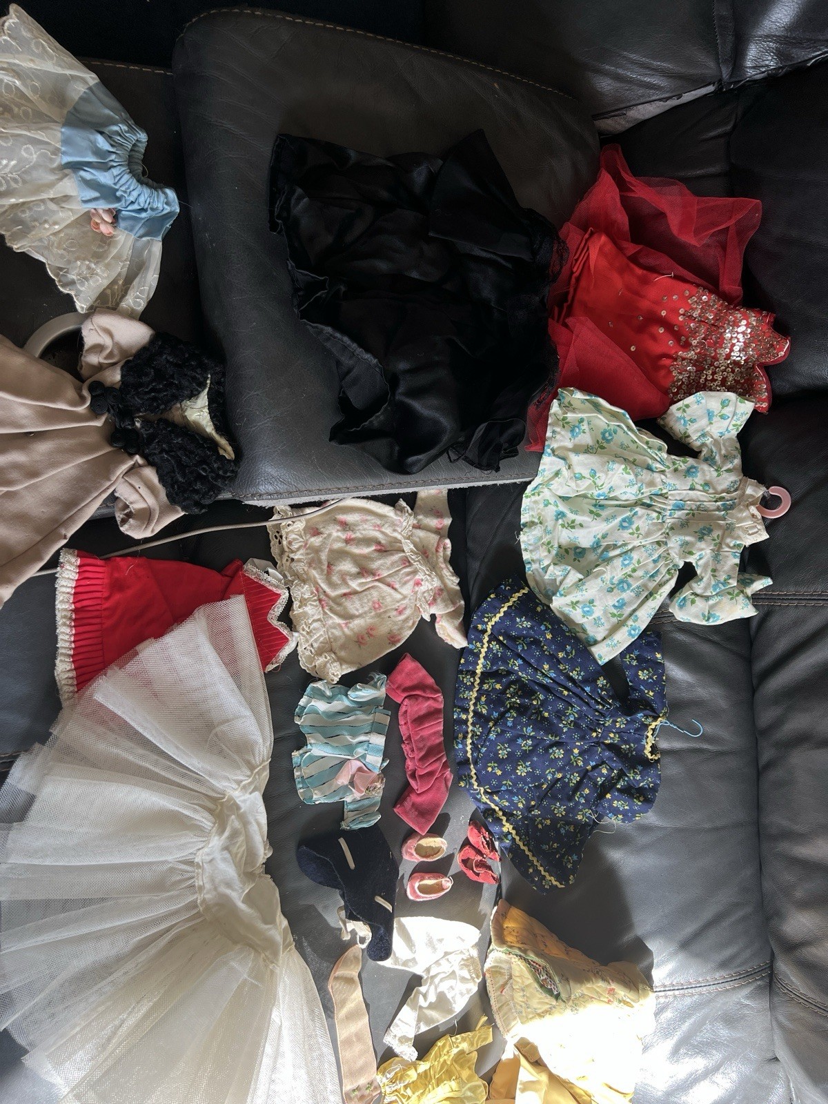 Huge LOT of Madame Alexander Dresses Clothes Wendy Doll 1950s Vintage Rare Look Huge LOT of Madame Alexander Dresses Clothes Wendy Doll 1950s Vintage Rare Look
