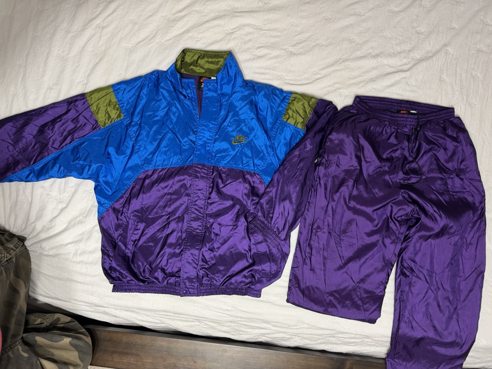 Vintage Set Nike Track Suit M 90s Nylon Windbreaker Blue Green and Purple pants