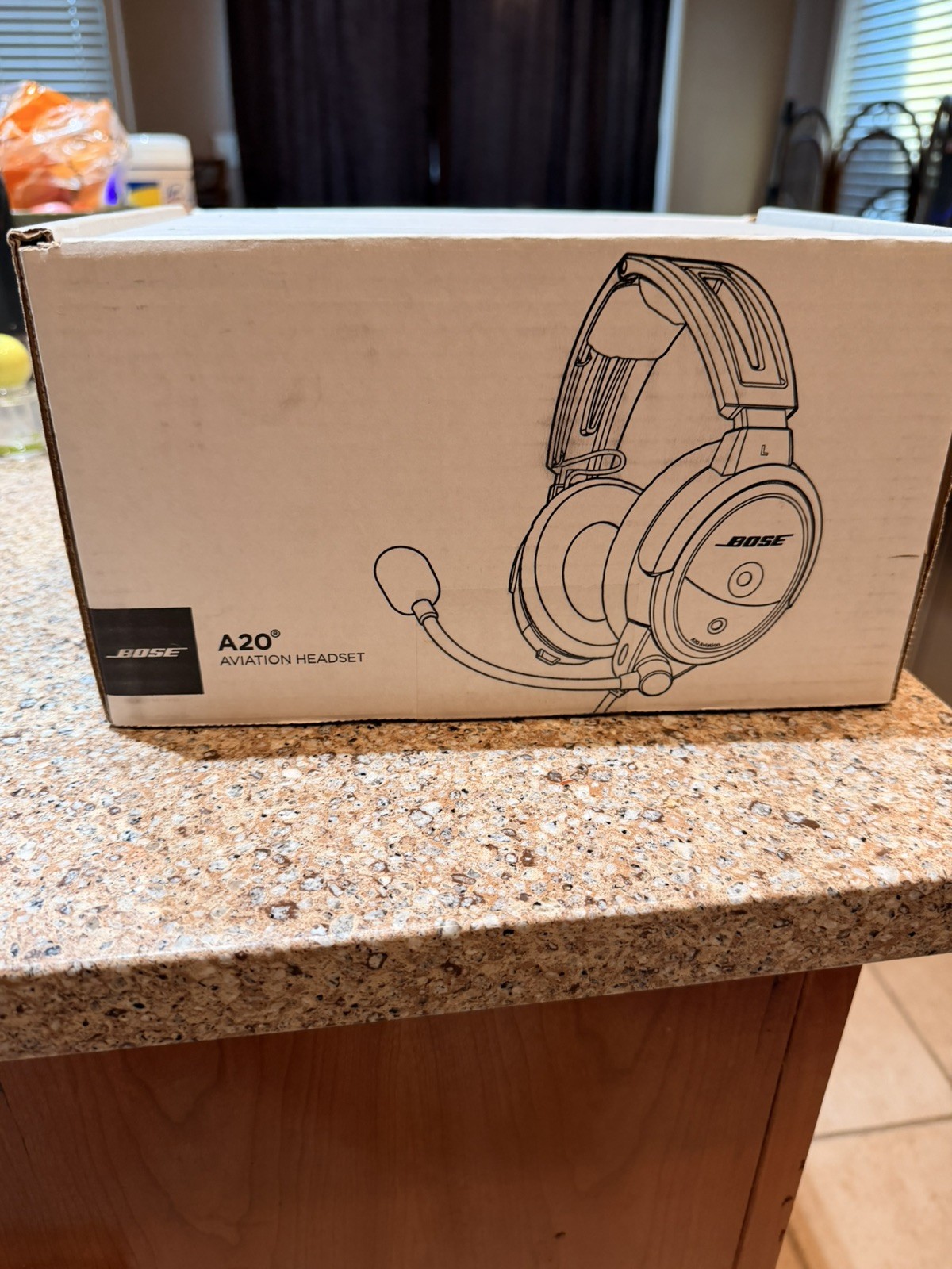 Never used Bose A20 Bluetooth Single Cable Aviation Headset Never used Bose A20 Bluetooth Single Cable Aviation Headset