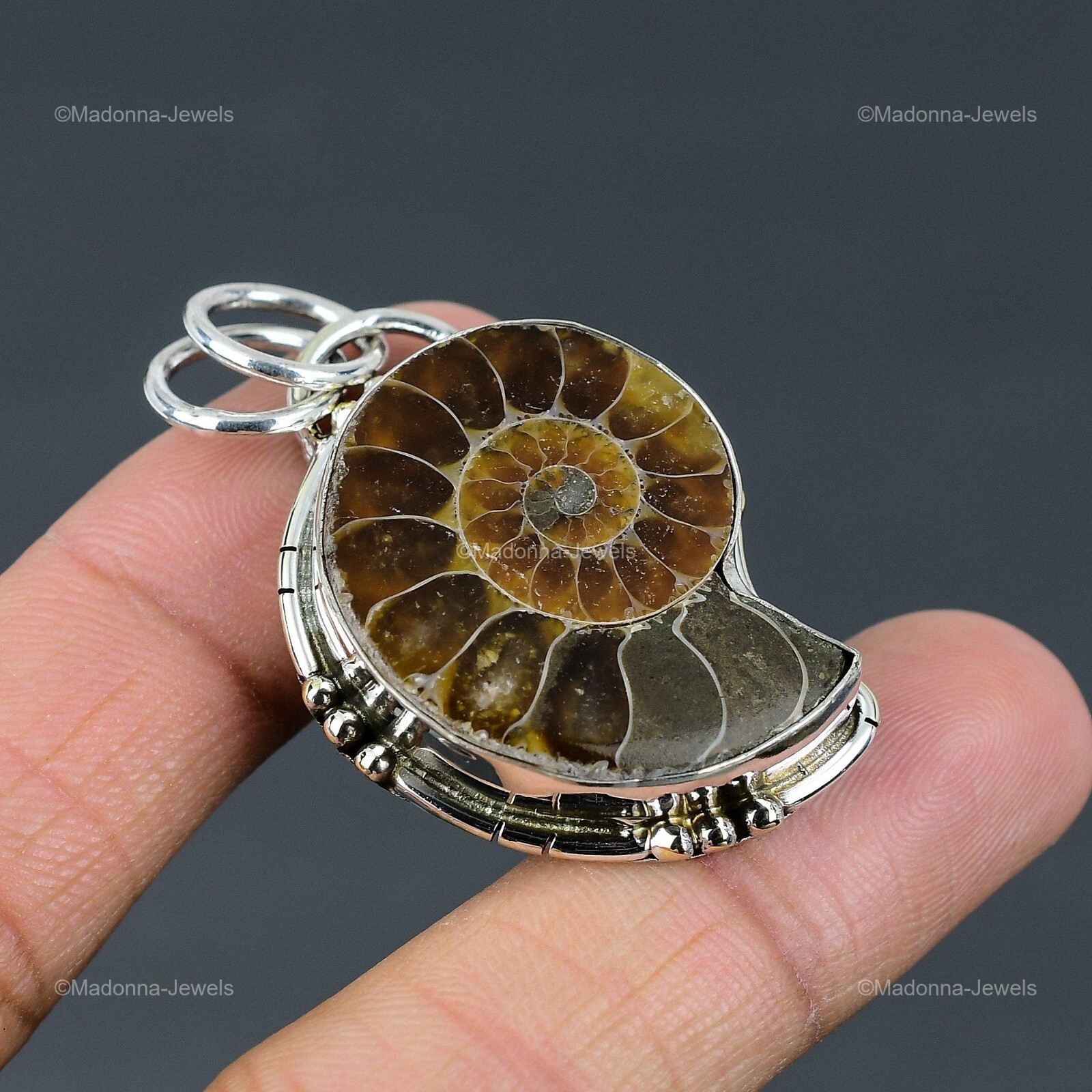 Ammonite Fossil Gemstone 925 Sterling Silver Vintage Bezel Wife Pendant Jewelry