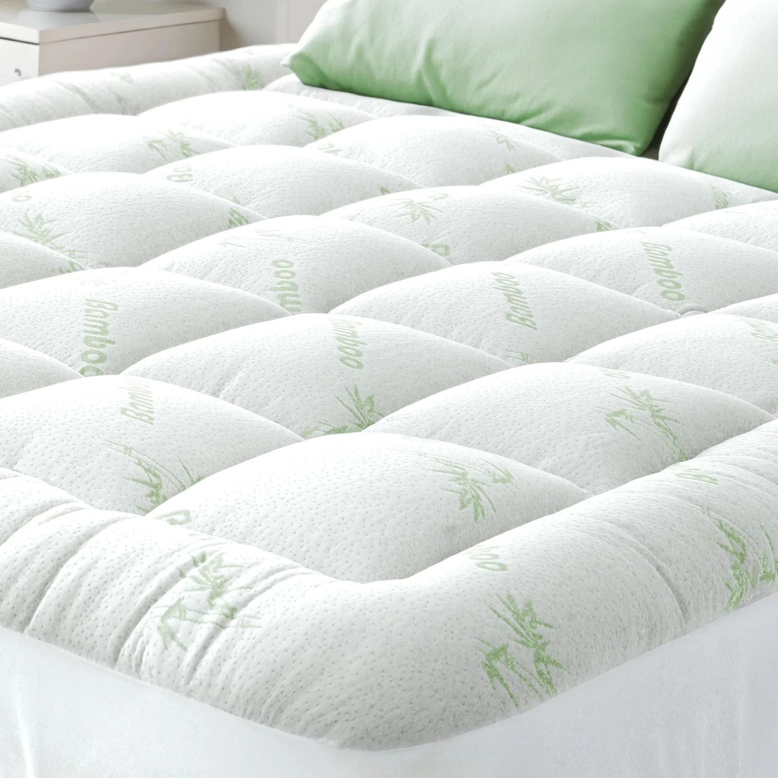 Queen Size Bamboo Mattress Topper - Cooling Pillow Top for Back Pain Relief