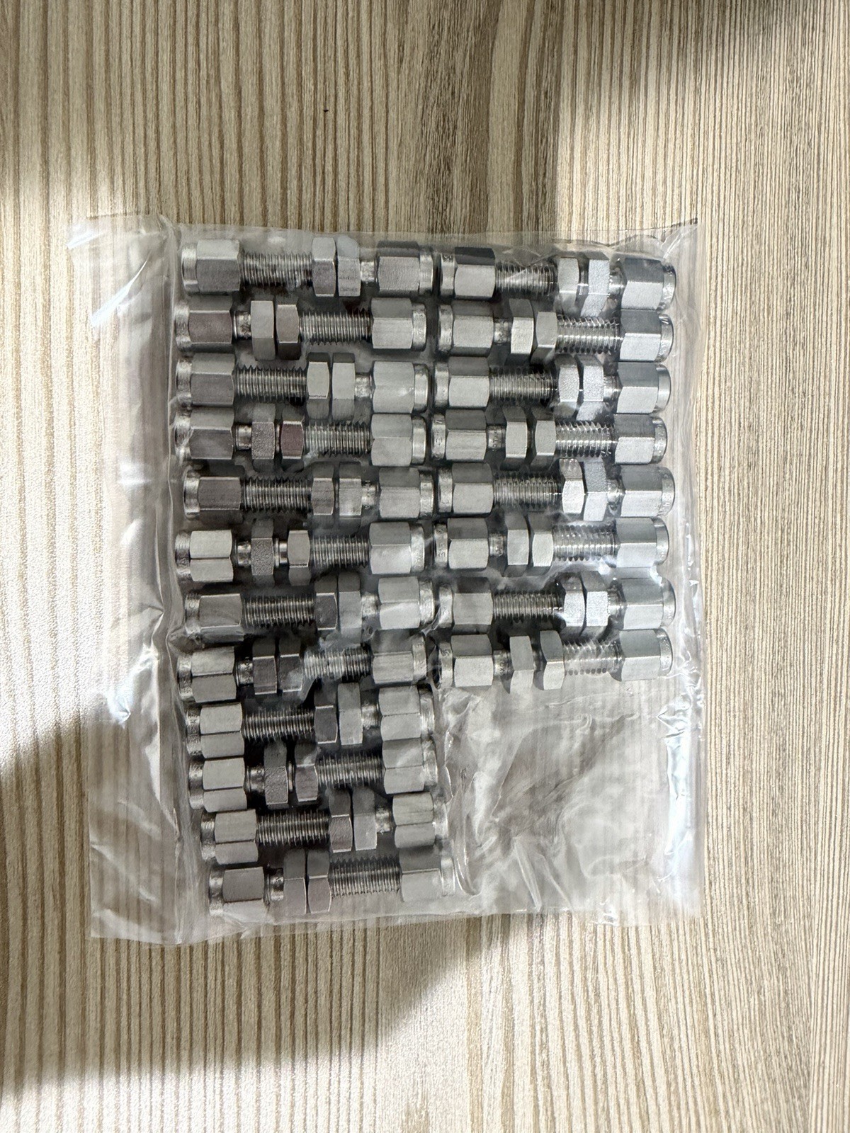 SWAGELOK SS-200-61 1/8 tube x2 straight bulkhead (Lot Of 20) SWAGELOK SS-200-61 1/8 tube x2 straight bulkhead (Lot Of 20)