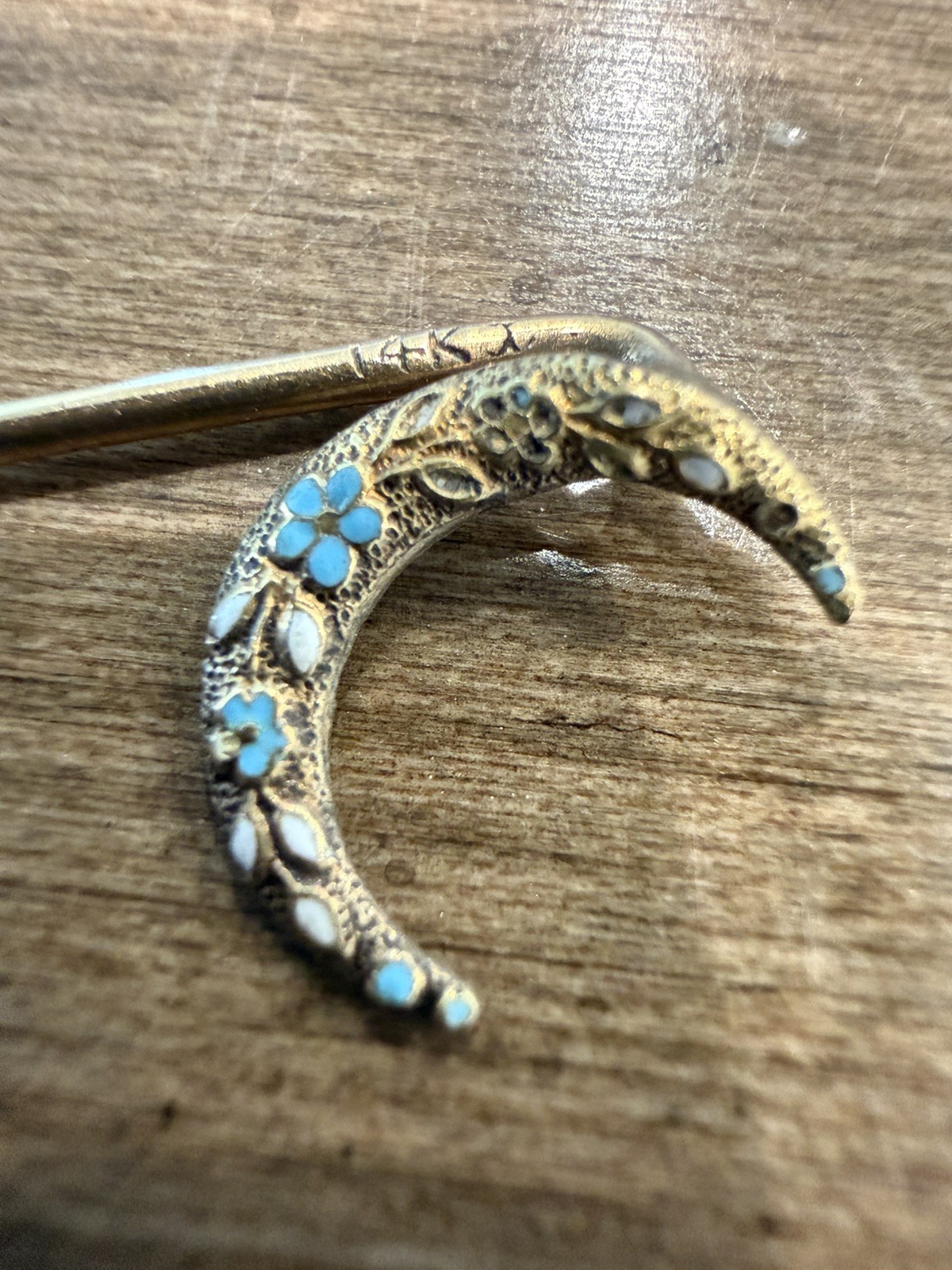 Antique 14k Gold Enamel Crescent Moon Stick Pin