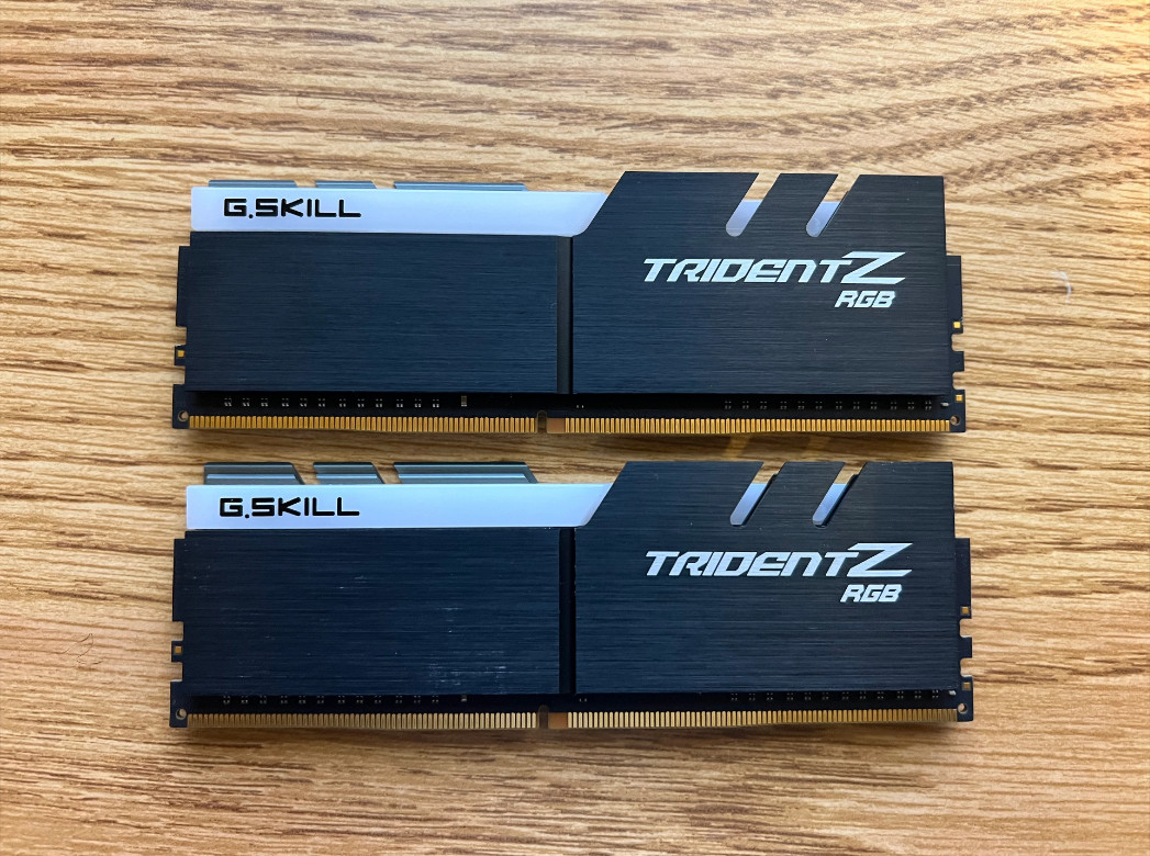 G.SKILL TridentZ RGB Series 16GB (2 x 8GB) PC RAM DDR4 3200 XMP 3600 G.SKILL TridentZ RGB Series 16GB (2 x 8GB) PC RAM DDR4 3200 XMP 3600